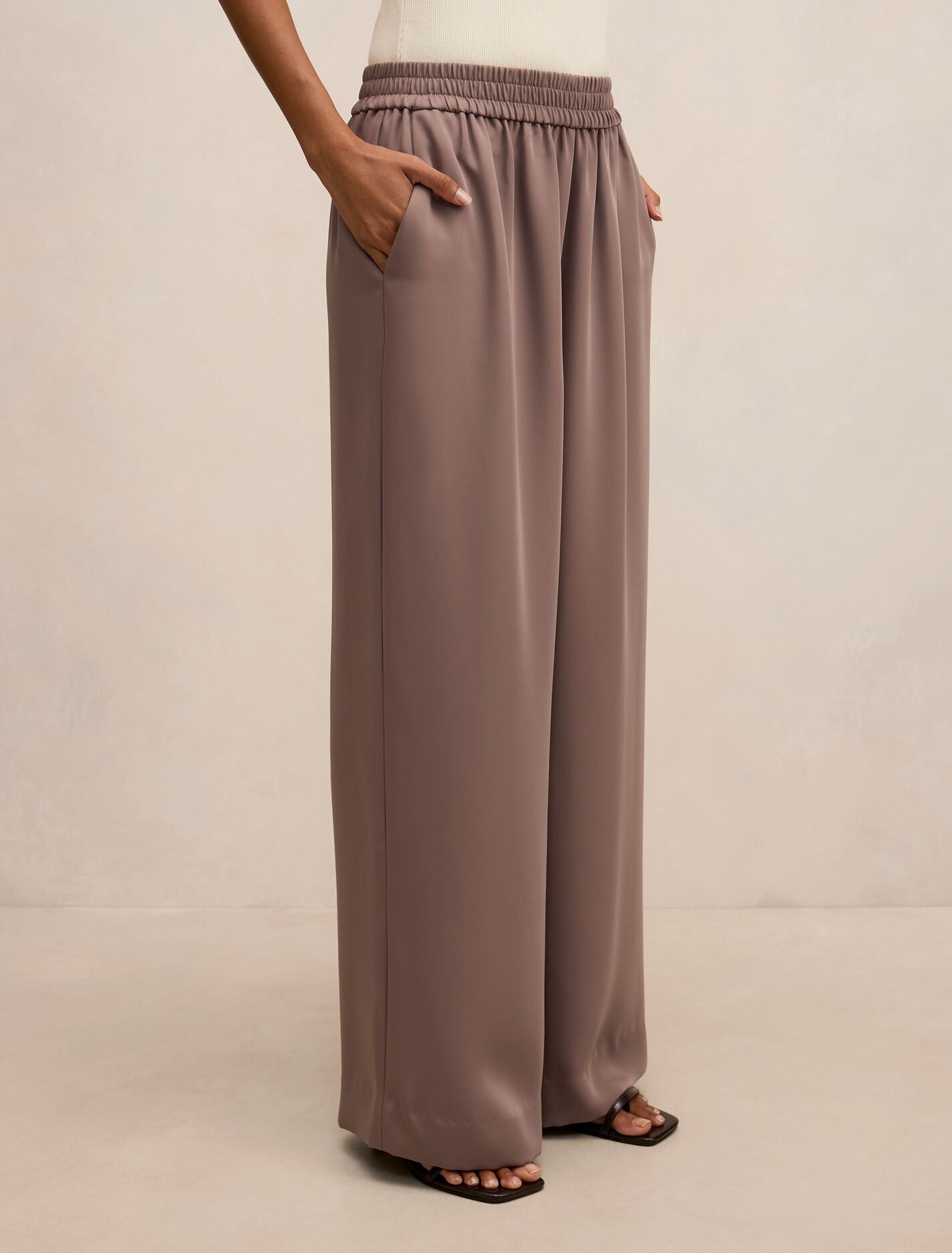 Enya Petite Elastic Wide Leg Pants Forever New