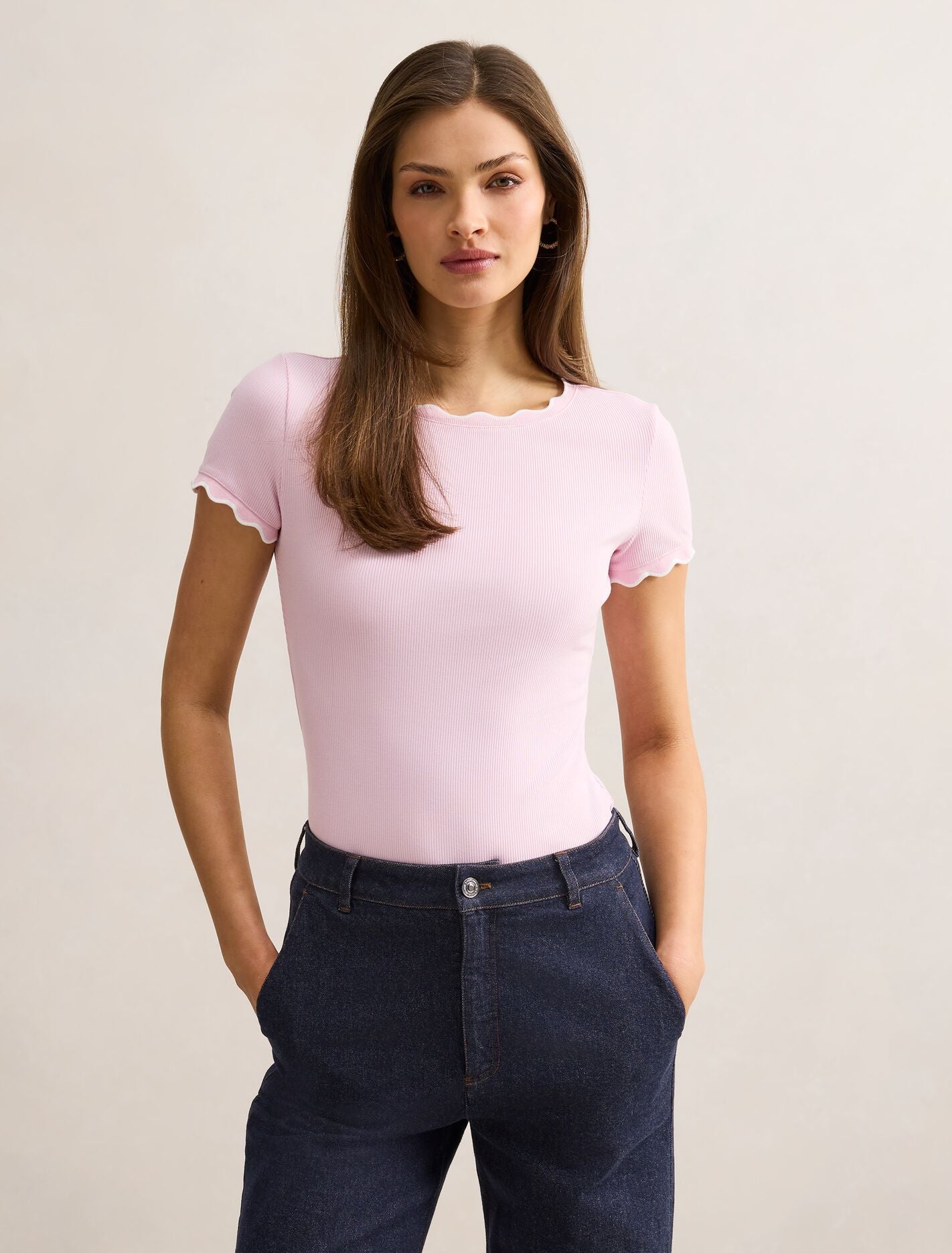 Rebecca Scallop Trim T-shirt Pink Porcelain Forever New