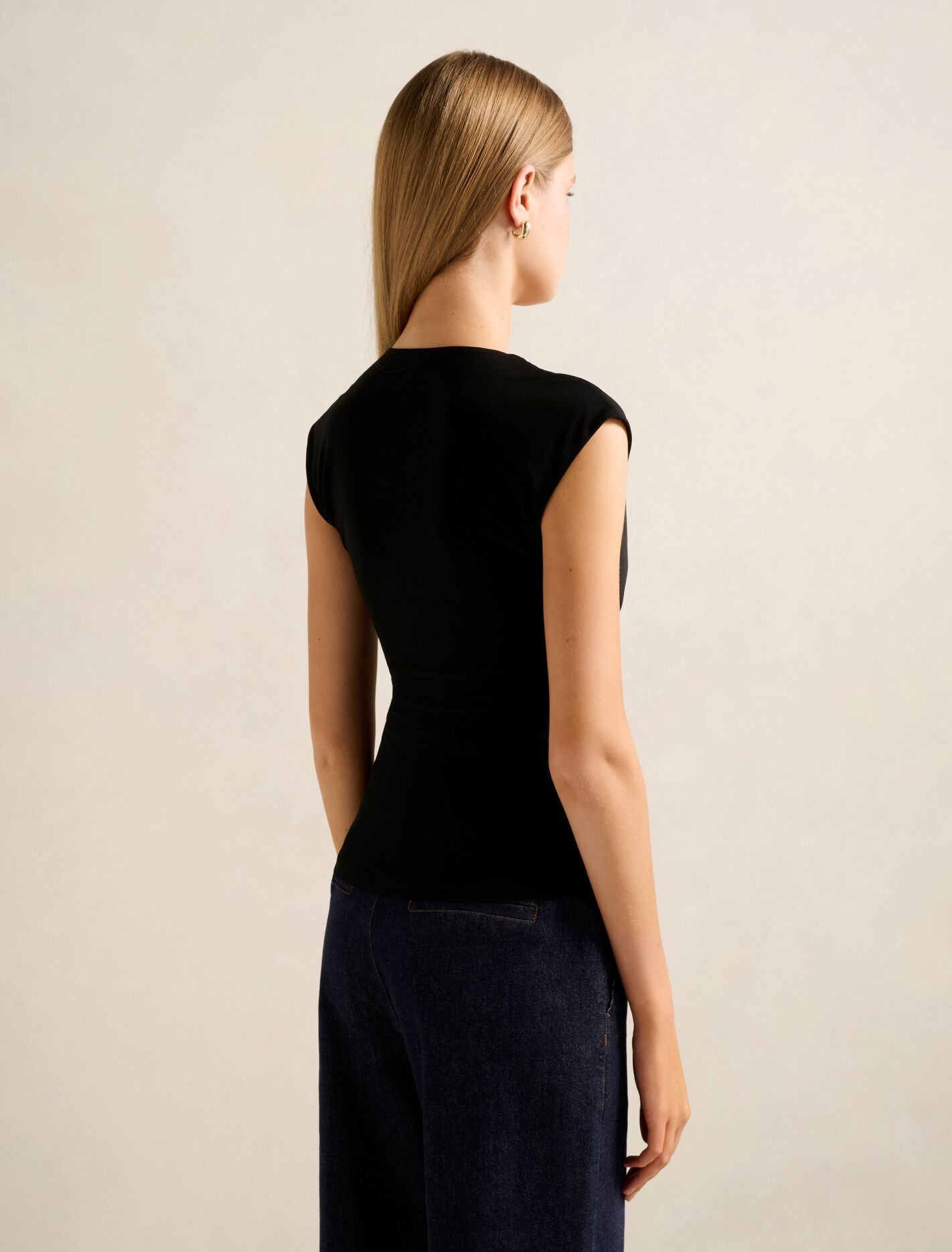 Emma Twist Front Top Forever New