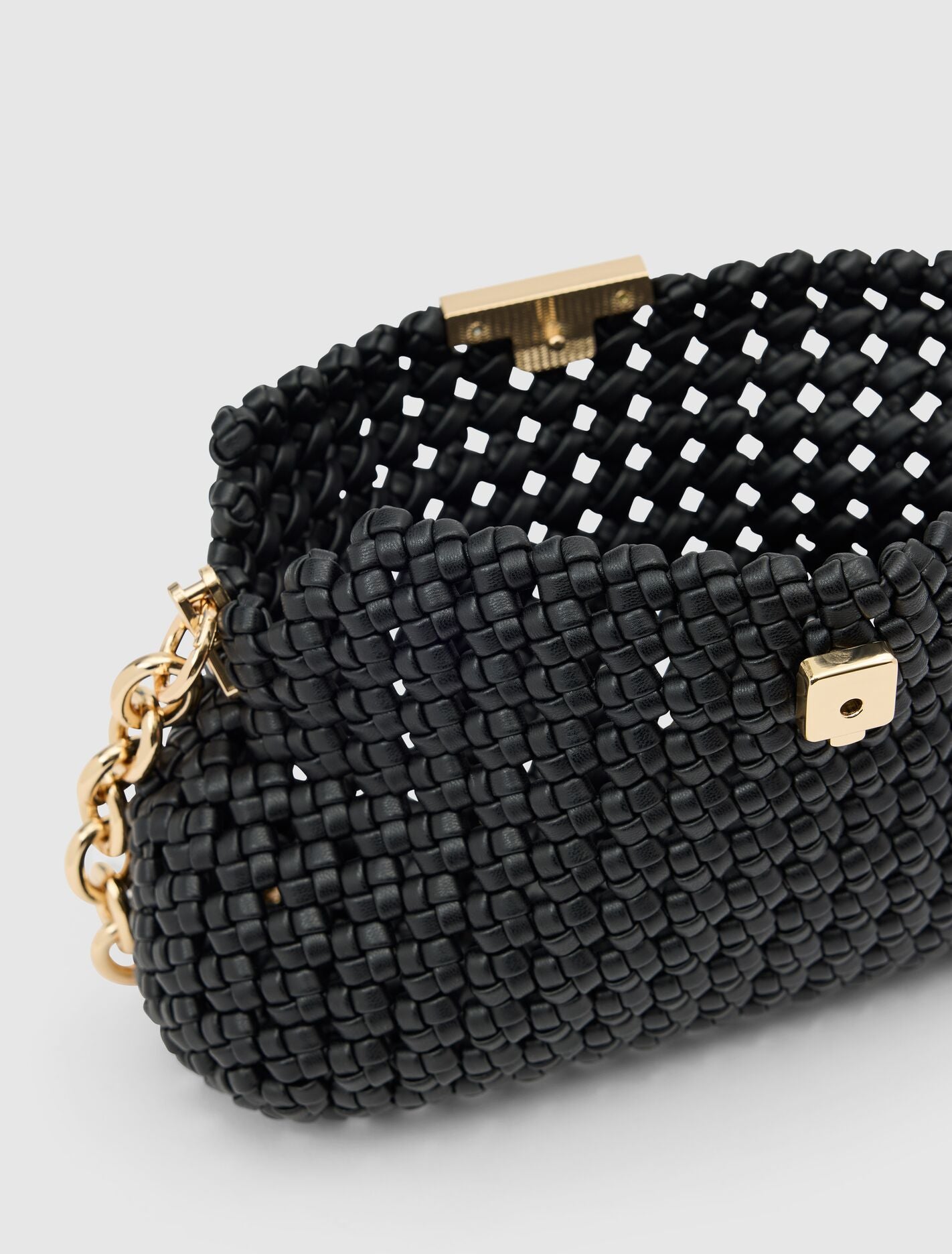Teagan Weave Chain Bag Forever New