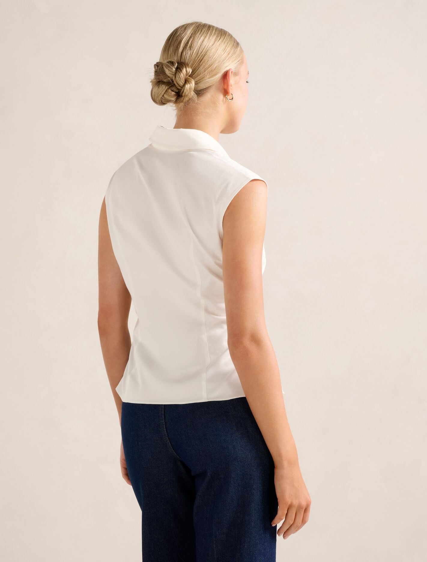 Nova Ruched Collared Top Forever New