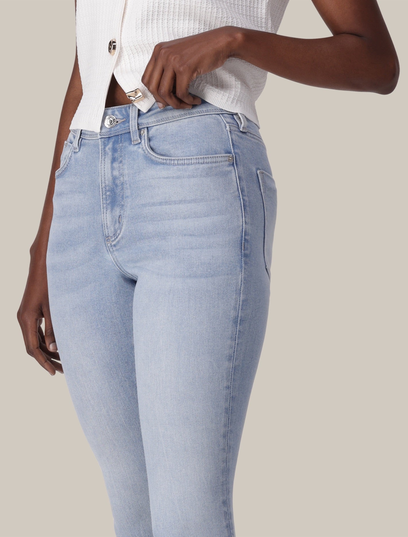 Nala Mid-Rise Skinny Jeans