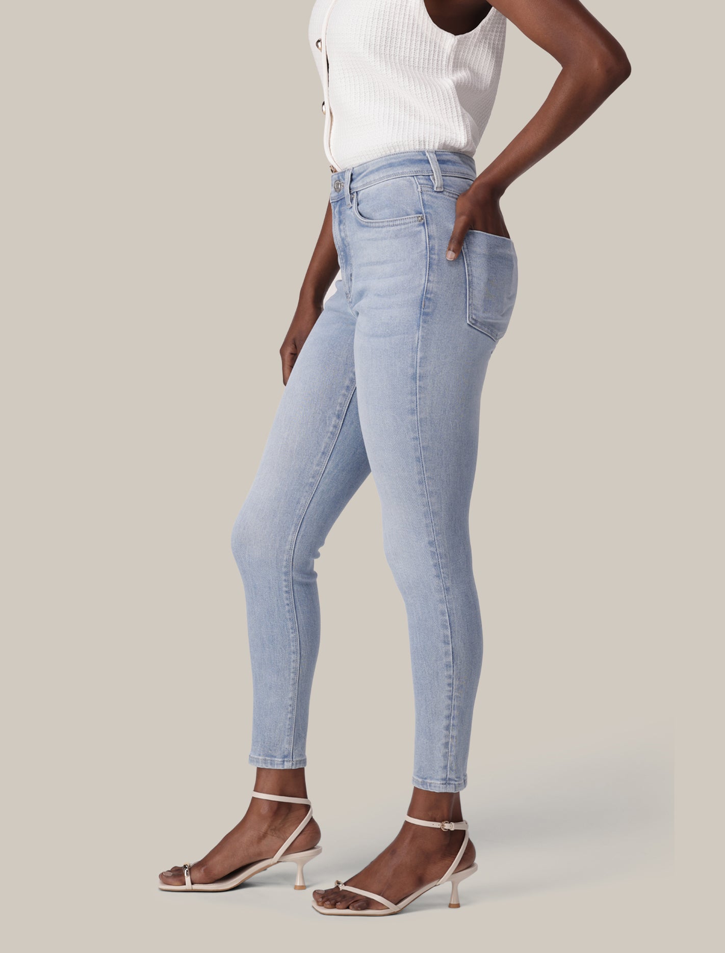Nala Mid-Rise Skinny Jeans