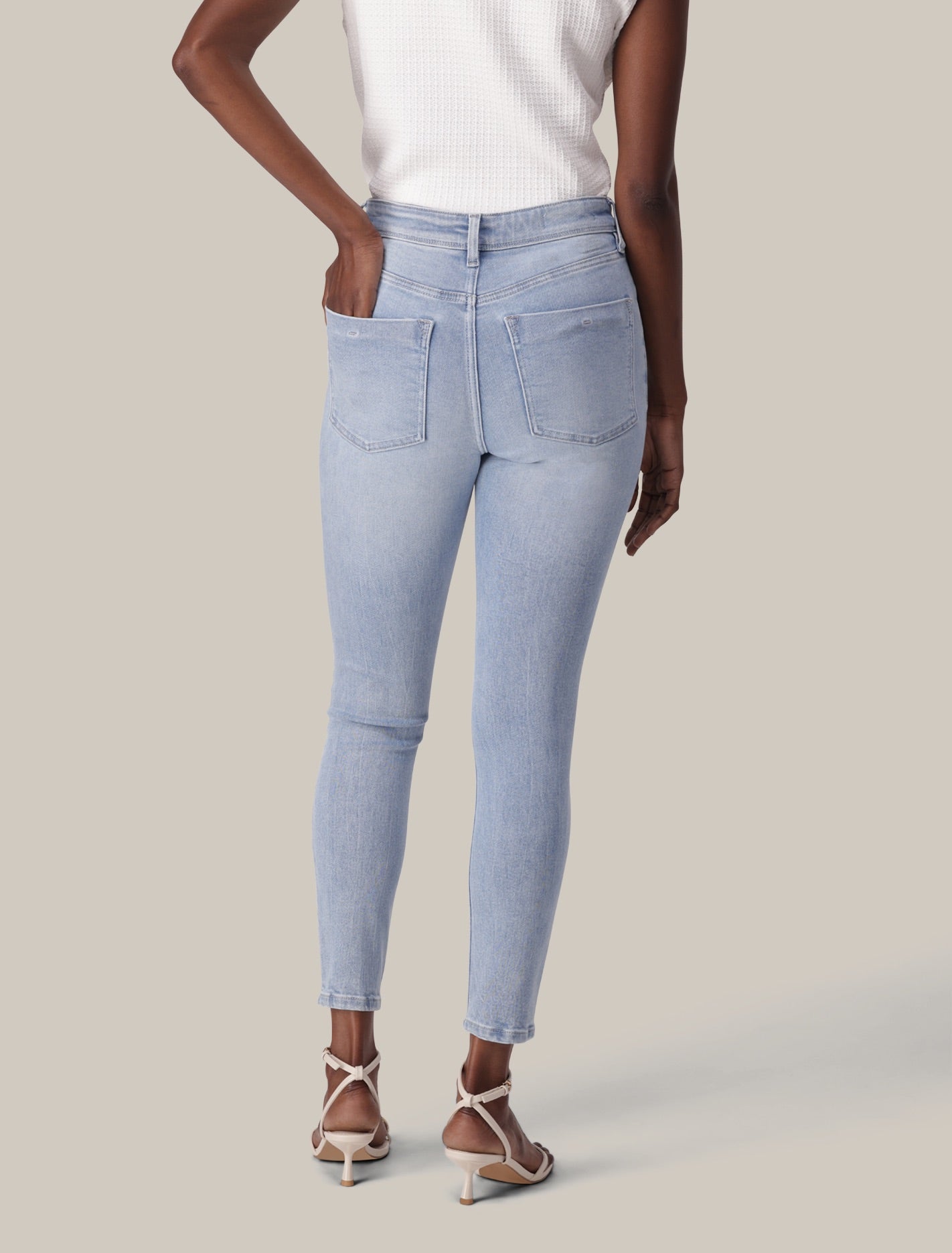 Nala Mid-Rise Skinny Jeans