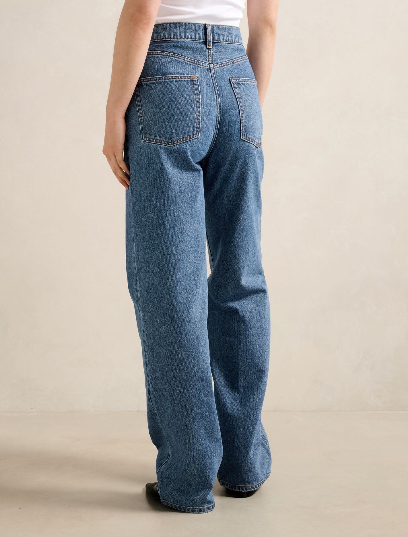 Cloe Straight Leg Jeans