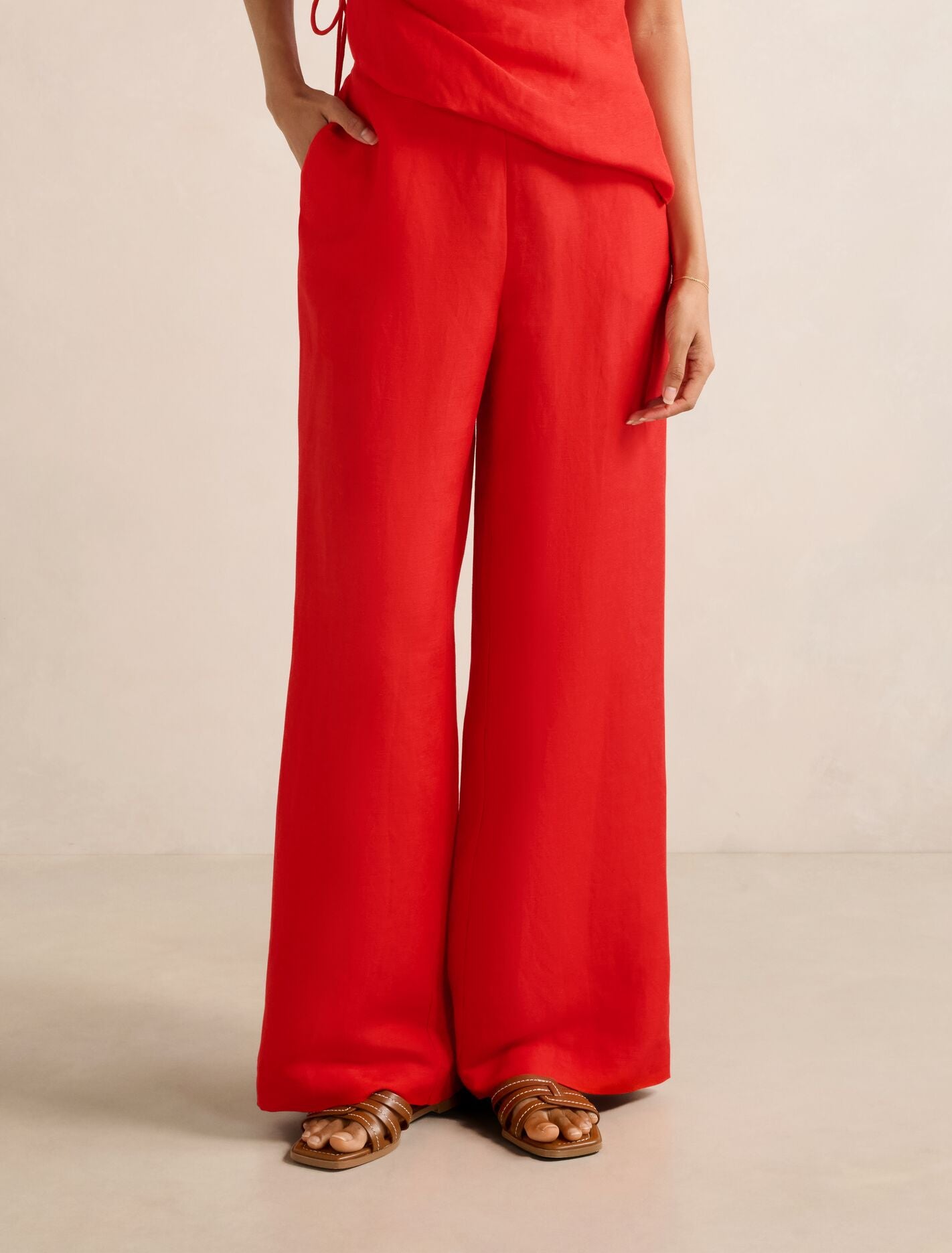 Caitlin Petite Linen Wide Leg Pants