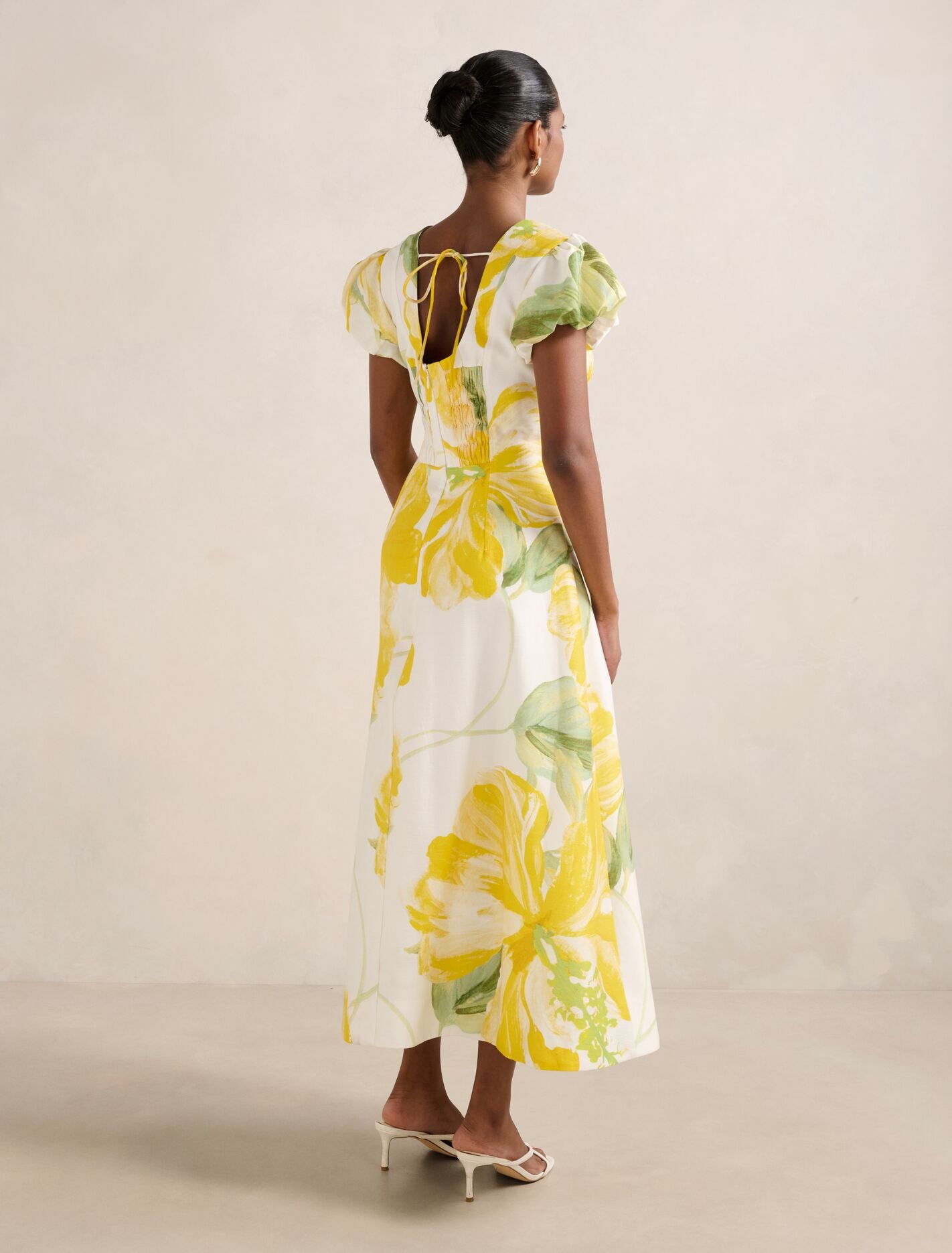 Lily Petite Scoop Neck Midi Dress Forever New