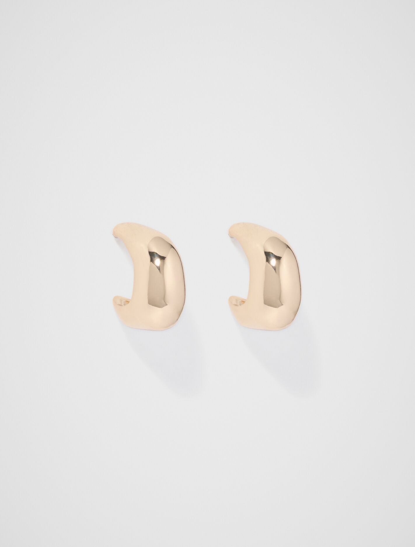 Signature Julia Organic Thick Hoop Earrings 0 Gold Forever New