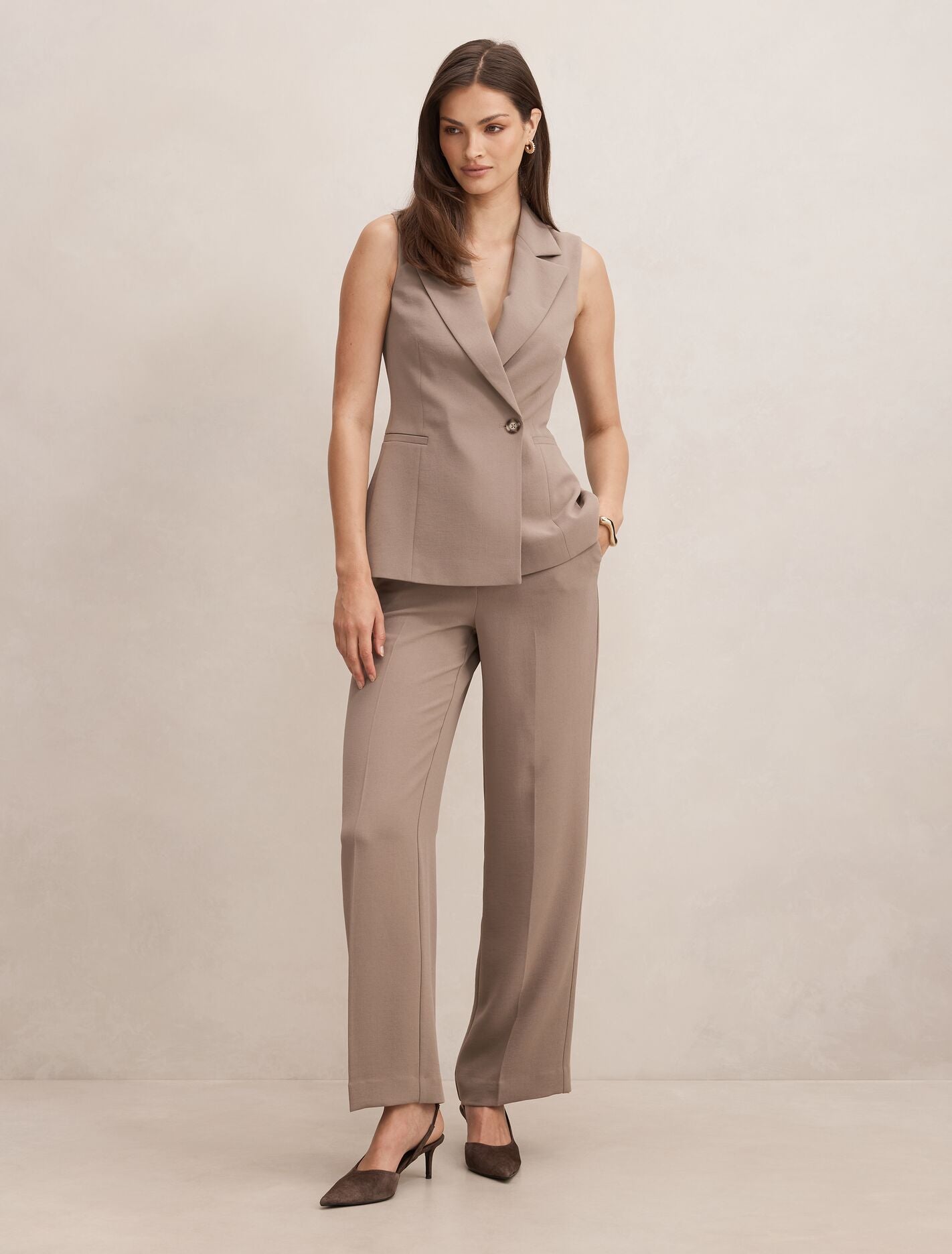 Arden Sleeveless Blazer Forever New