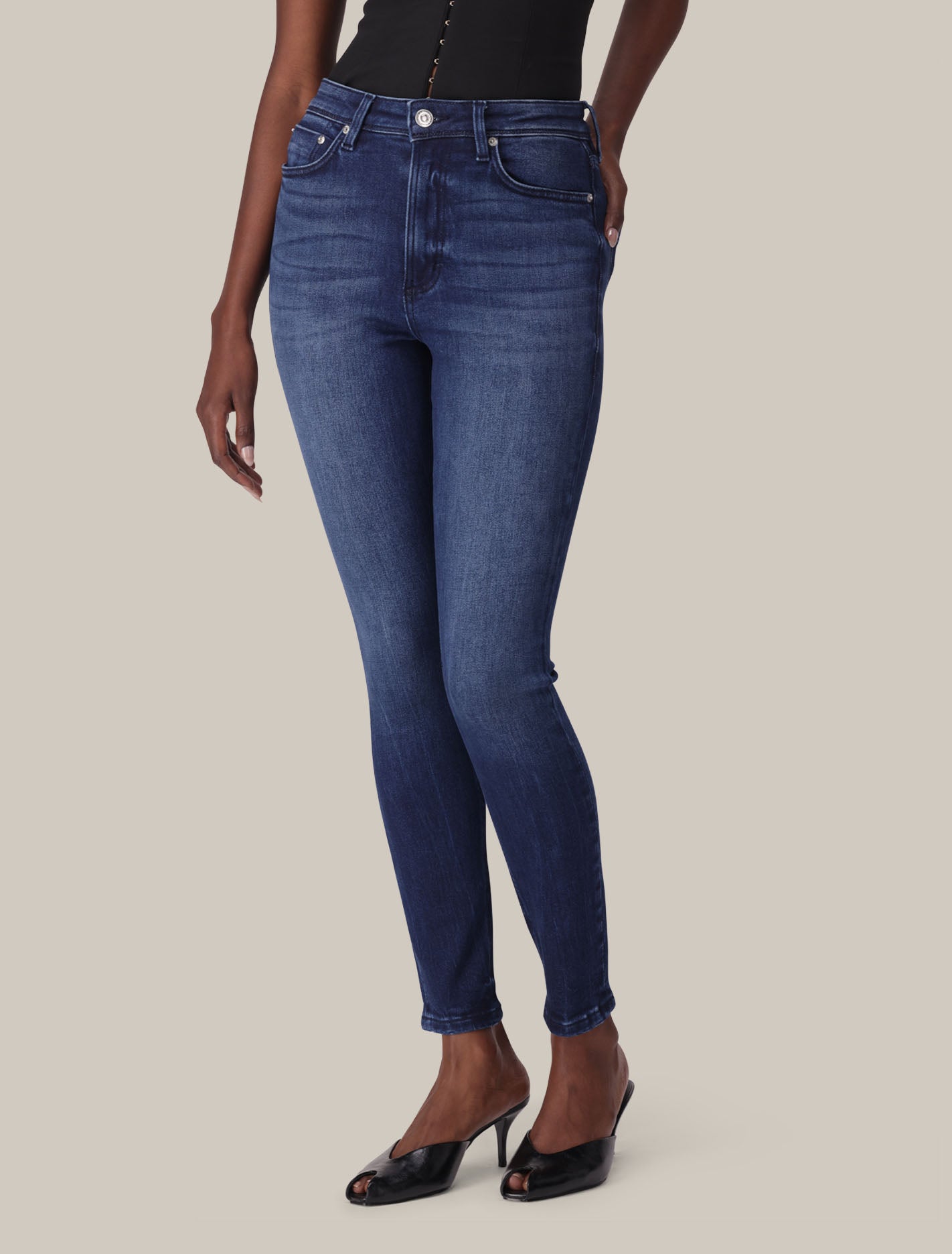 Hayley High-Rise Sculpt Jeans Forever New