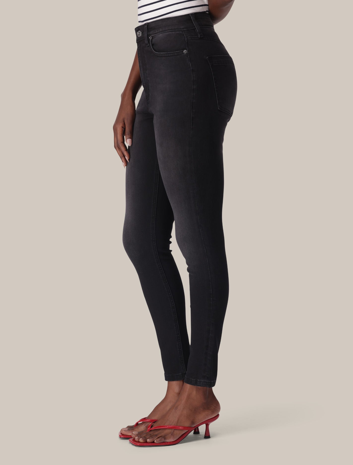 Hayley High-Rise Sculpt Jeans Forever New