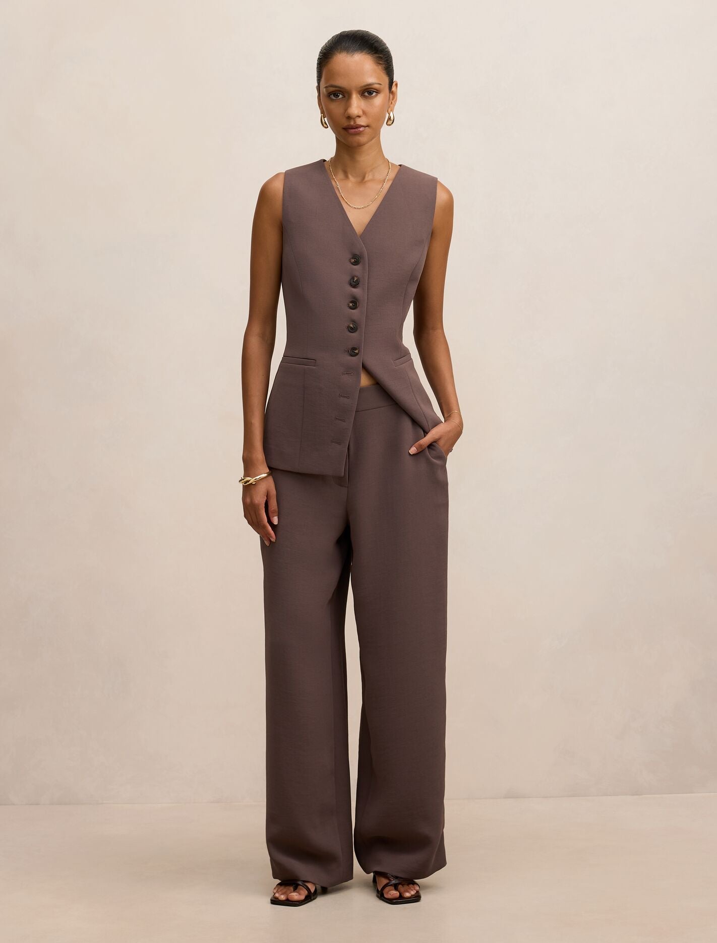 Dani Petite Tailored Straight Leg Pants Forever New