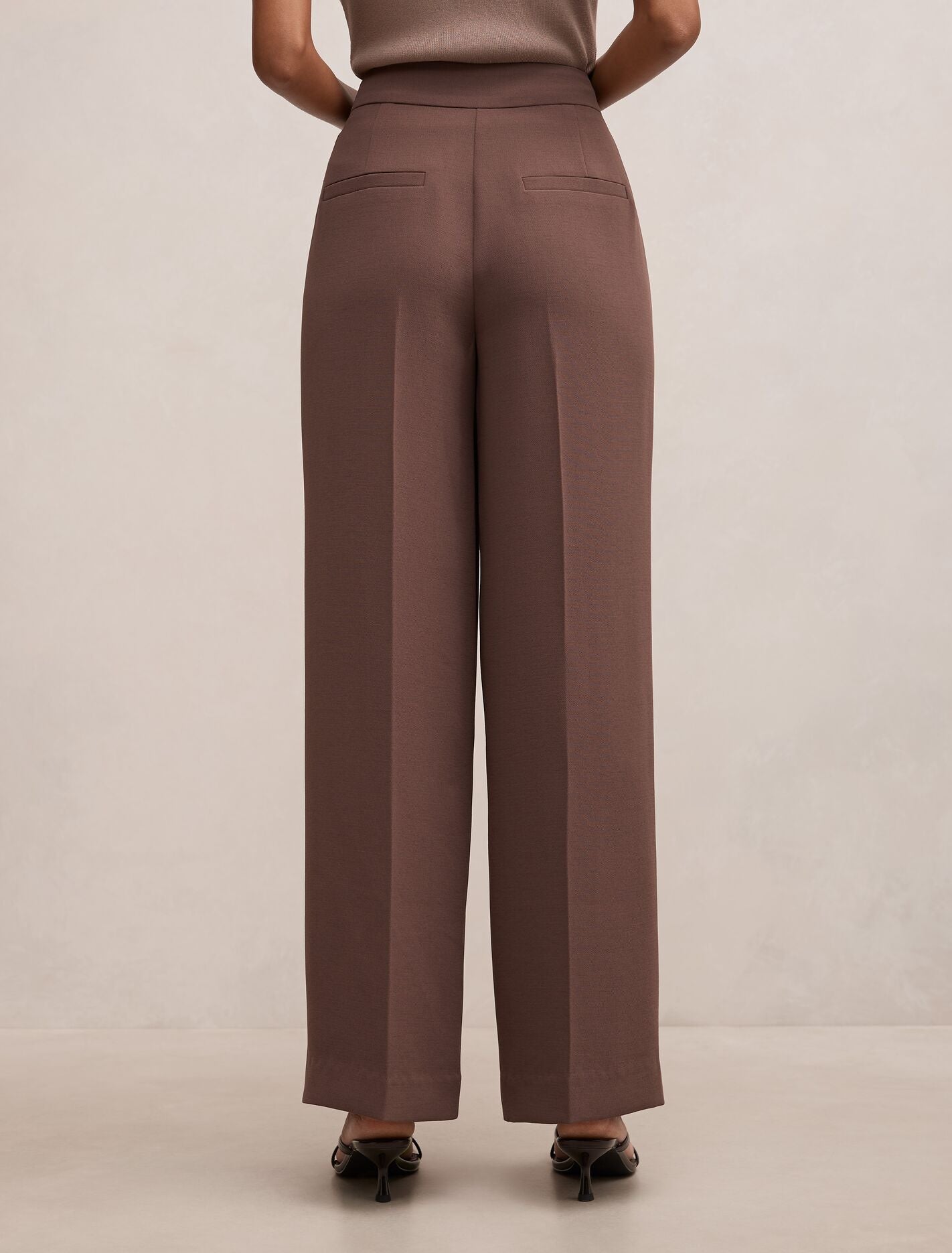 Dani Petite Tailored Straight Leg Pants Forever New