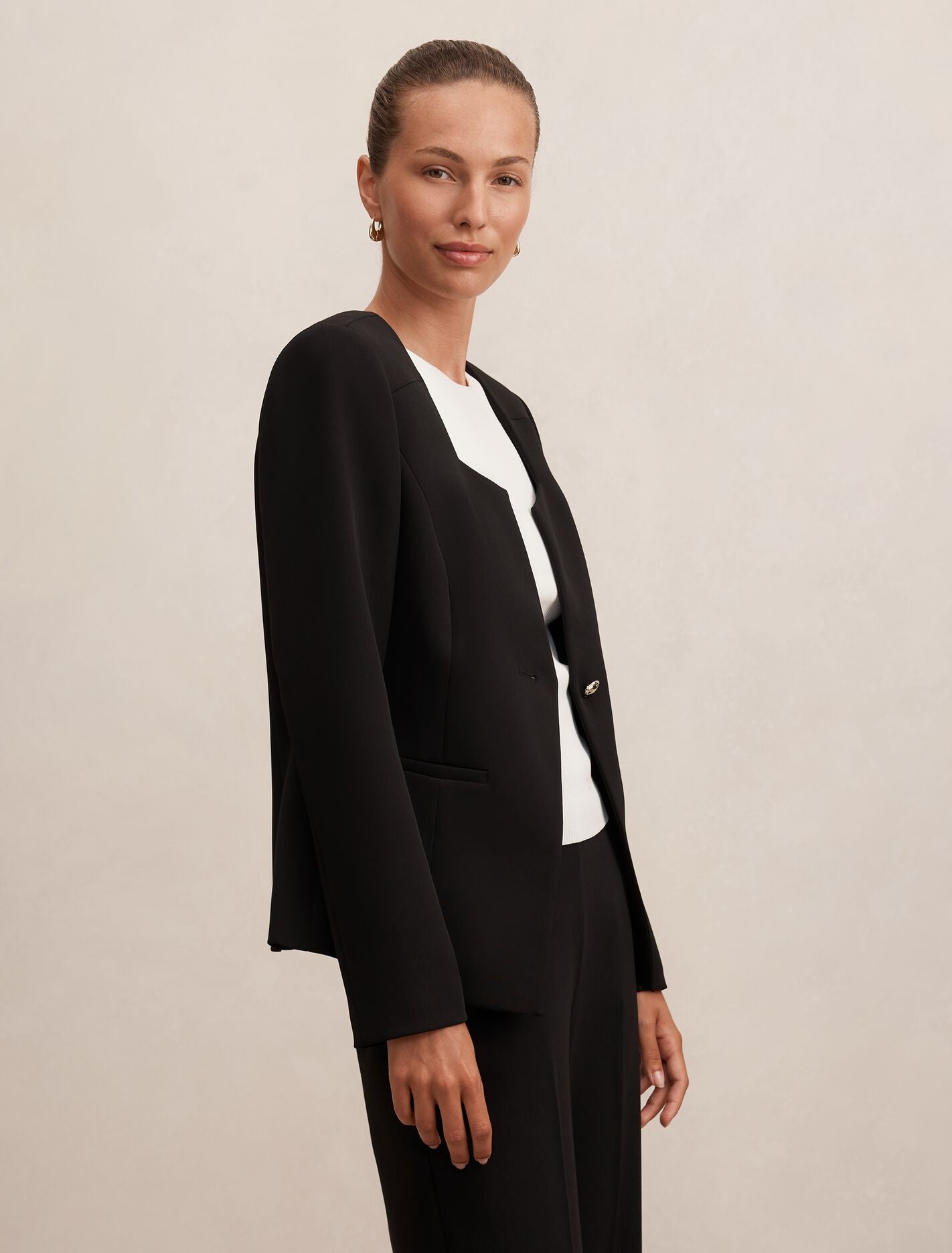 Sloane Collarless Blazer Forever New