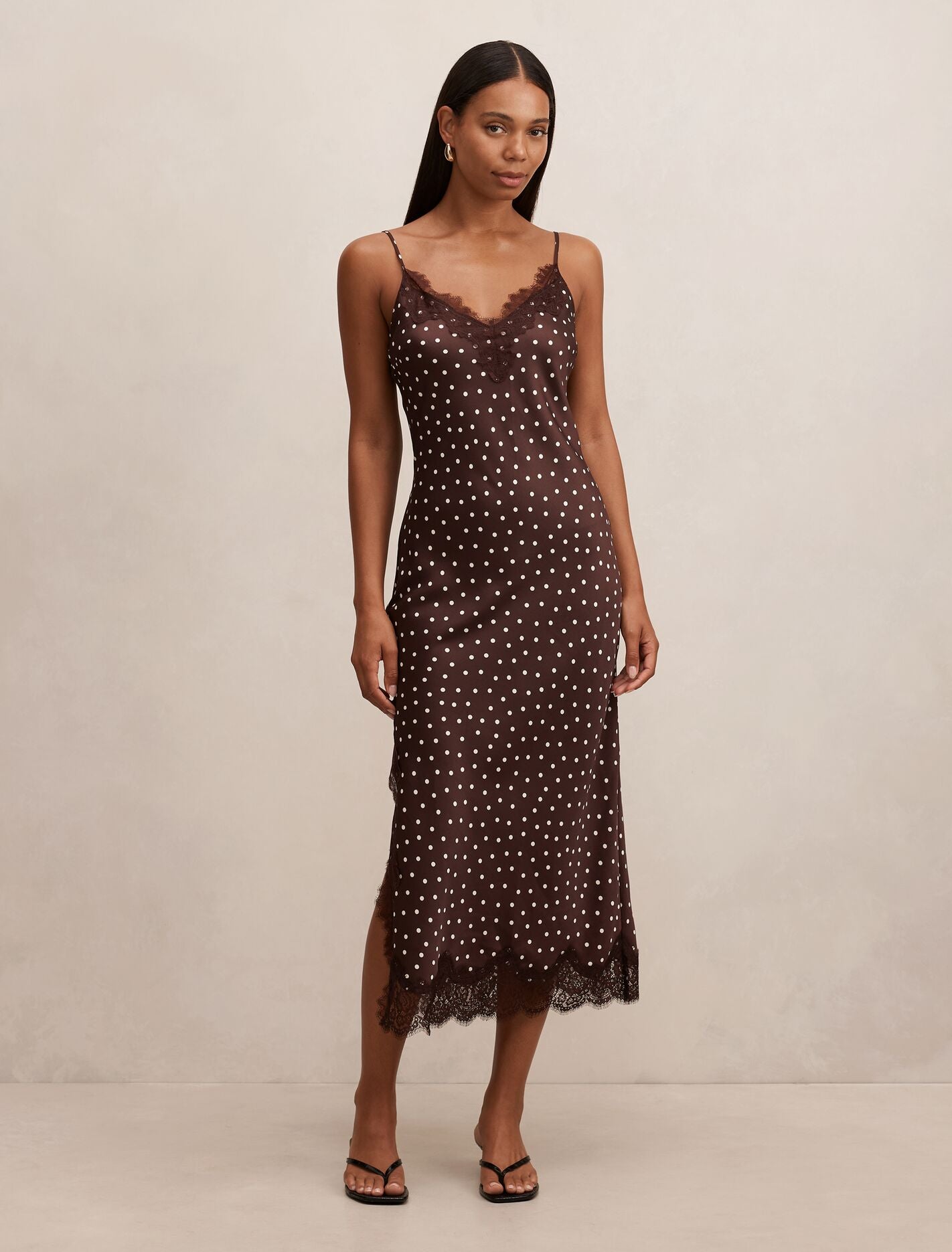 【即日発送】Rosaline Lace Trimmed Dress Jess Lace Trim Midi Dress Jaya Spot | Forever New