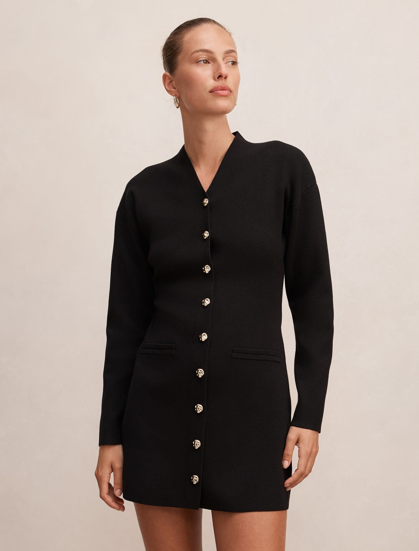 【PERVERZE】Pressed Knit Head Dress Victoria Sculpted Knit Dress Black | Forever New