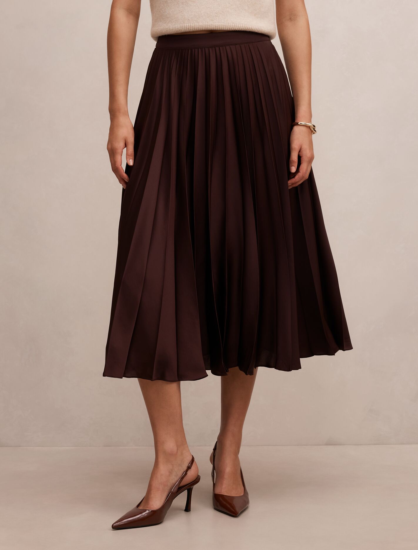 Danielle Pleated Midi Skirt Chocolate Forever New