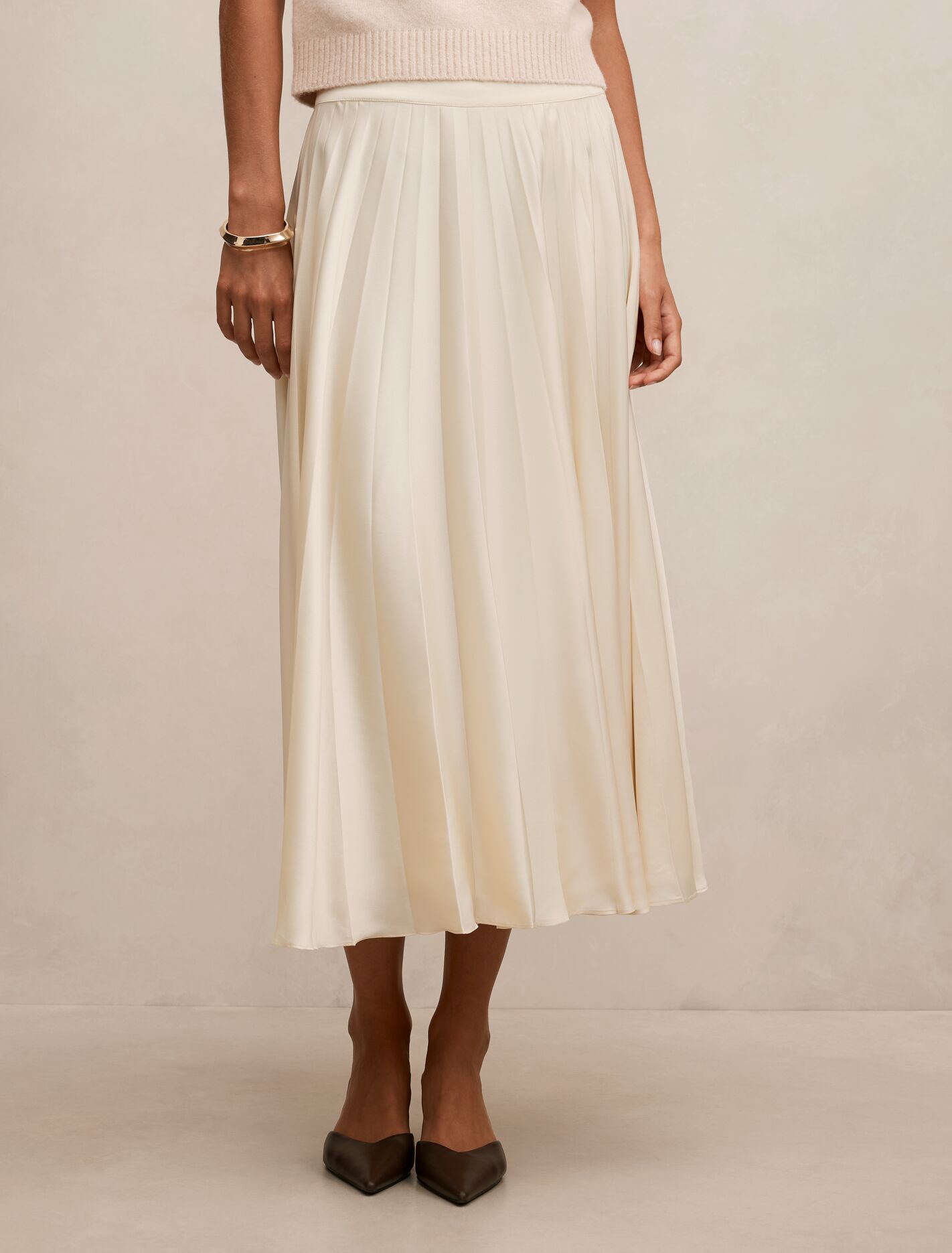 Danielle Pleated Midi Skirt Cream Forever New