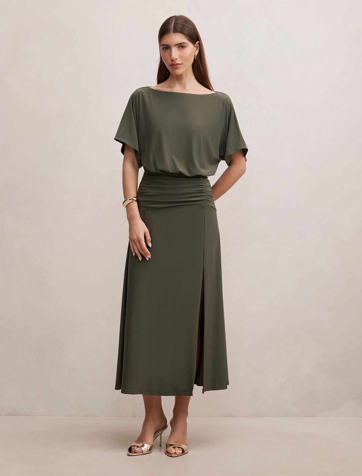 midi様 Parker Draped Jersey Midi Dress Thyme Green | Forever New