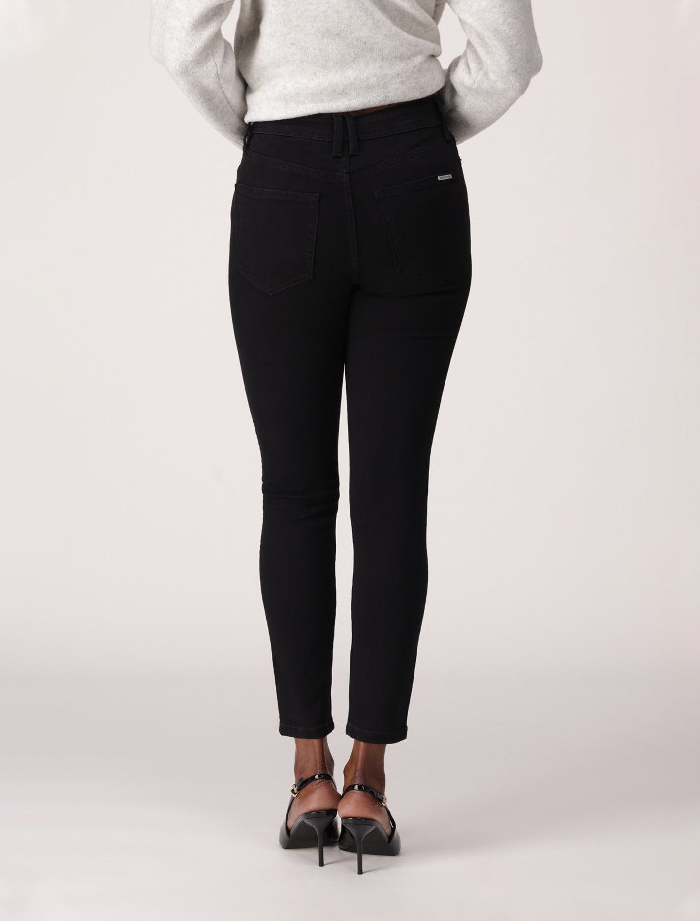 Ashley Mid-Rise Skinny Jeans Forever New