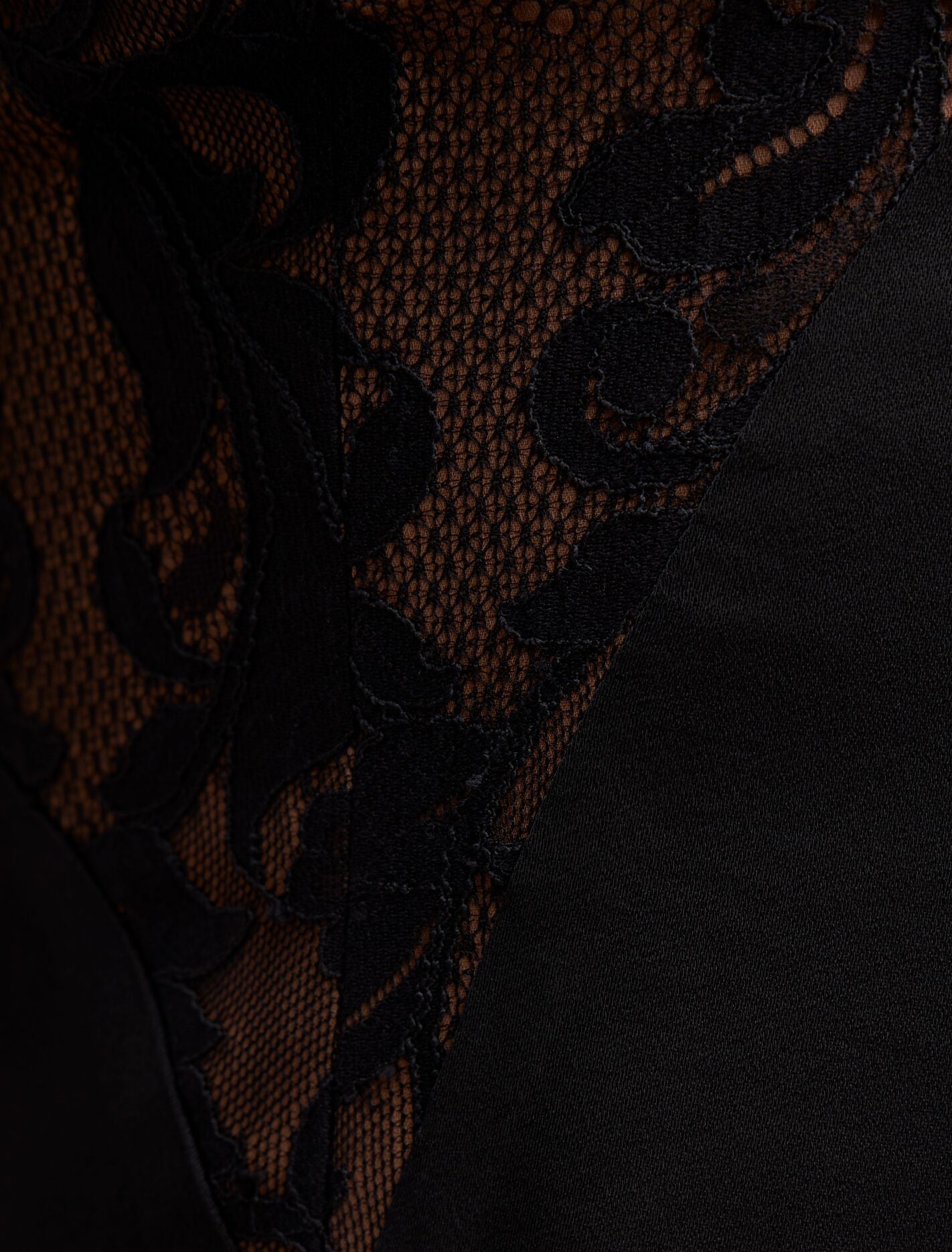 Salome V Neck Lace Maxi Dress Forever New