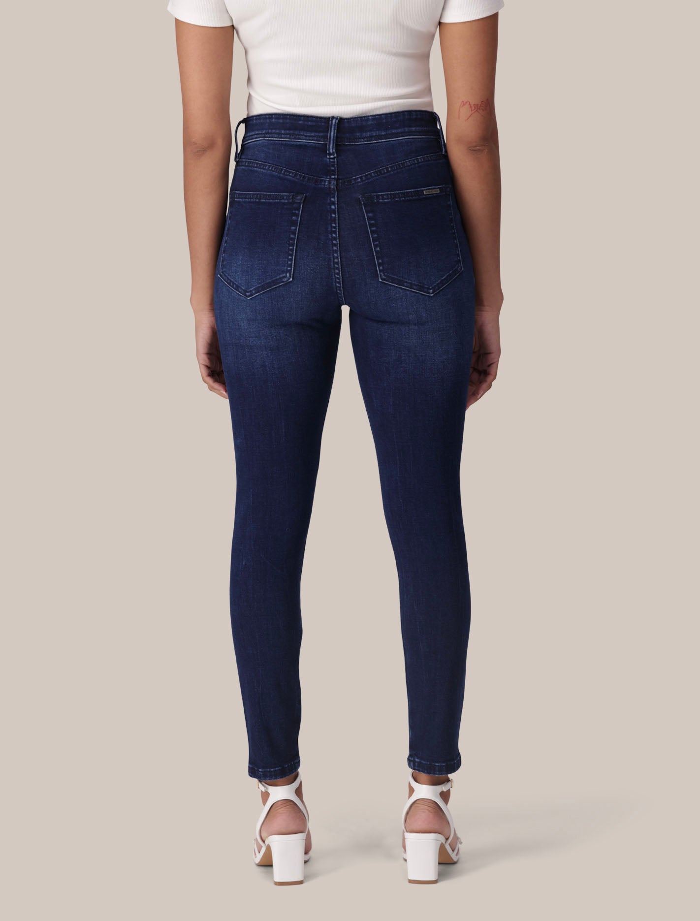 Ashley Mid-Rise Skinny Jeans Forever New