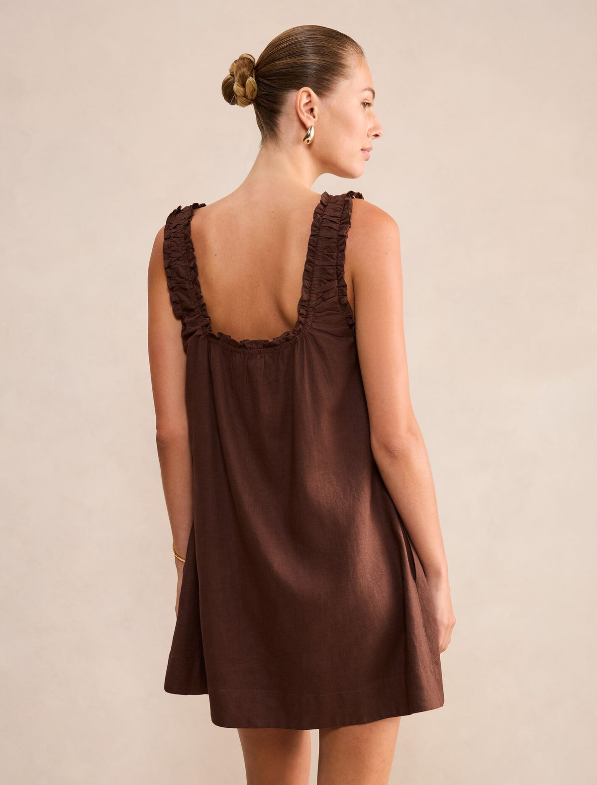 Vivi Smock Linen Mini Dress Forever New