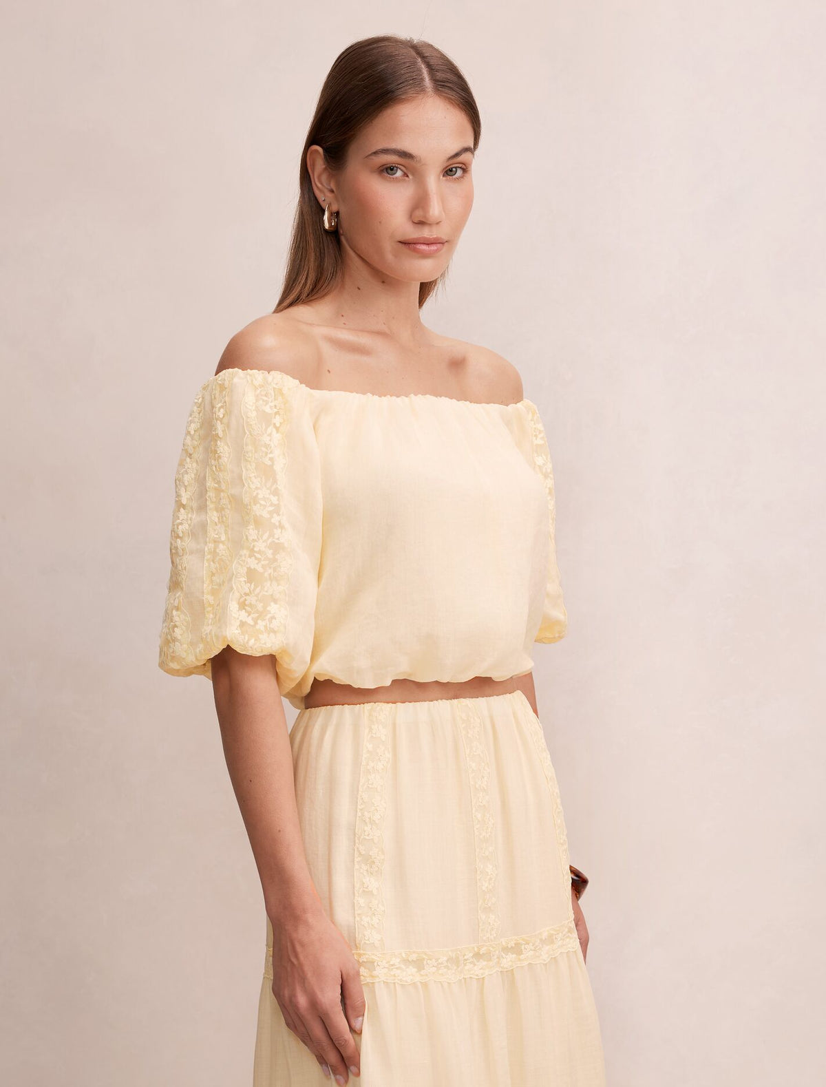 Naomi Off Shoulder Bubble Top