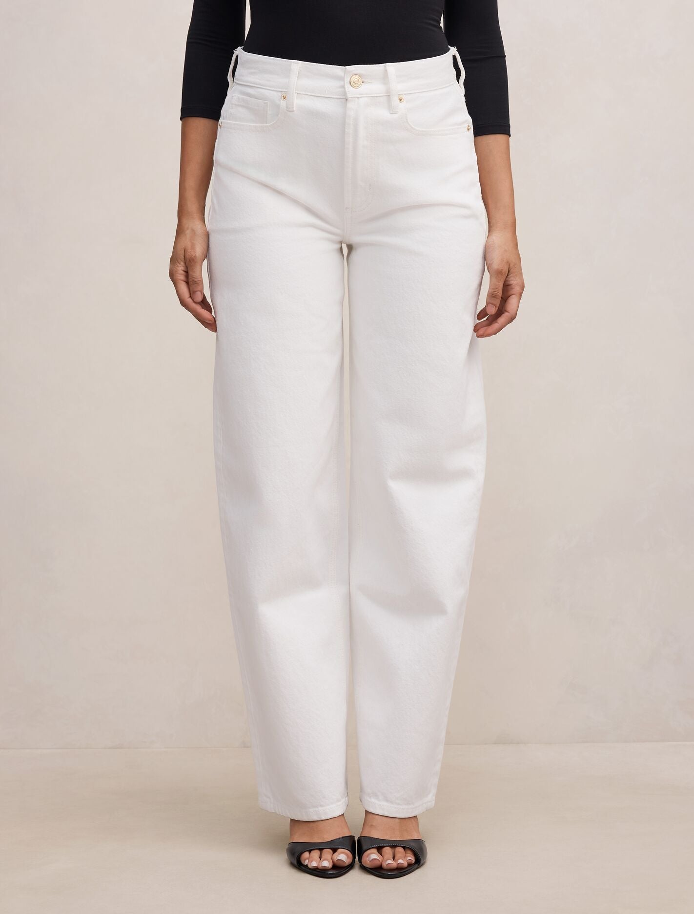 Emma Mid-Rise Barrel Jeans