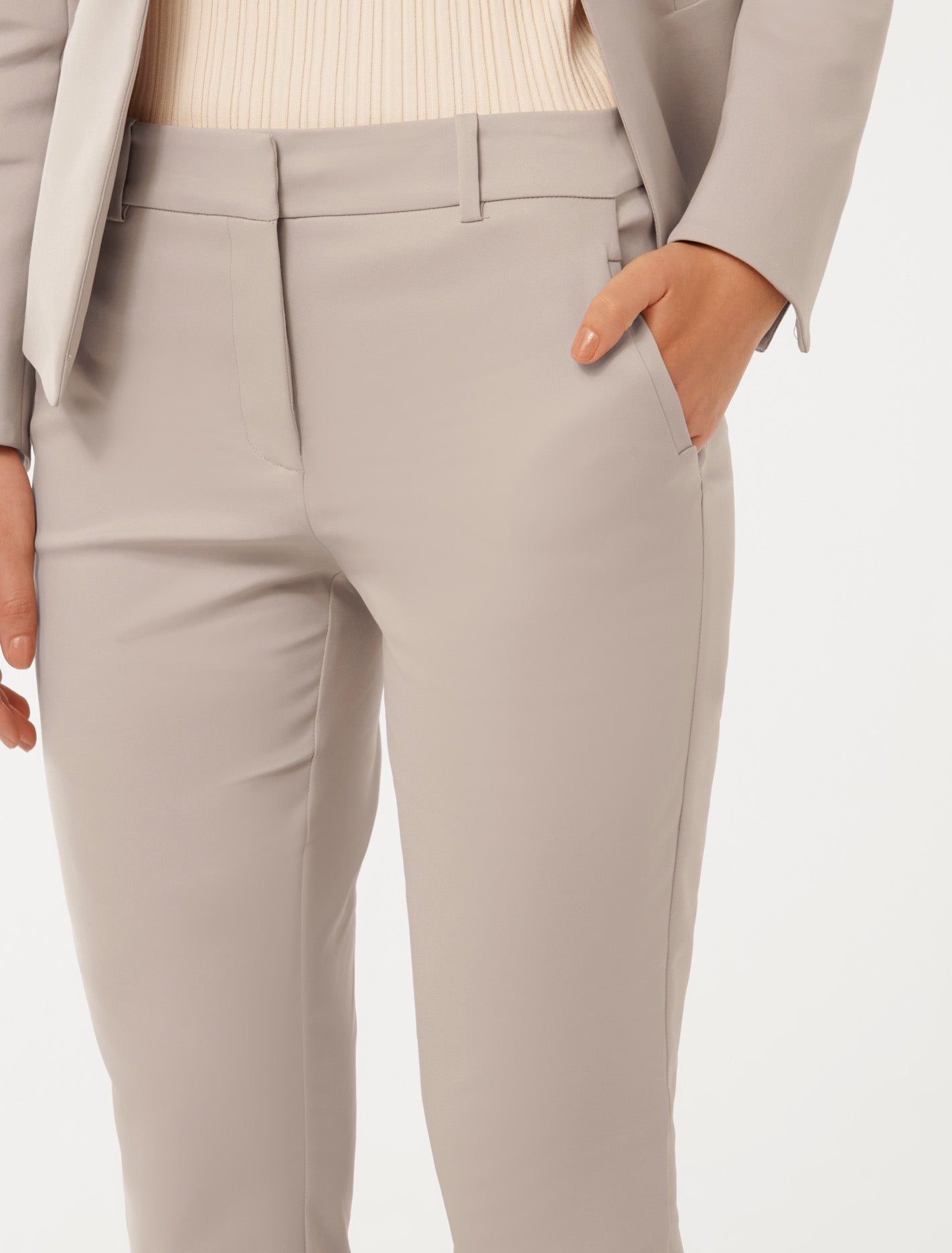 Grace 7/8th Slim Pants Forever New