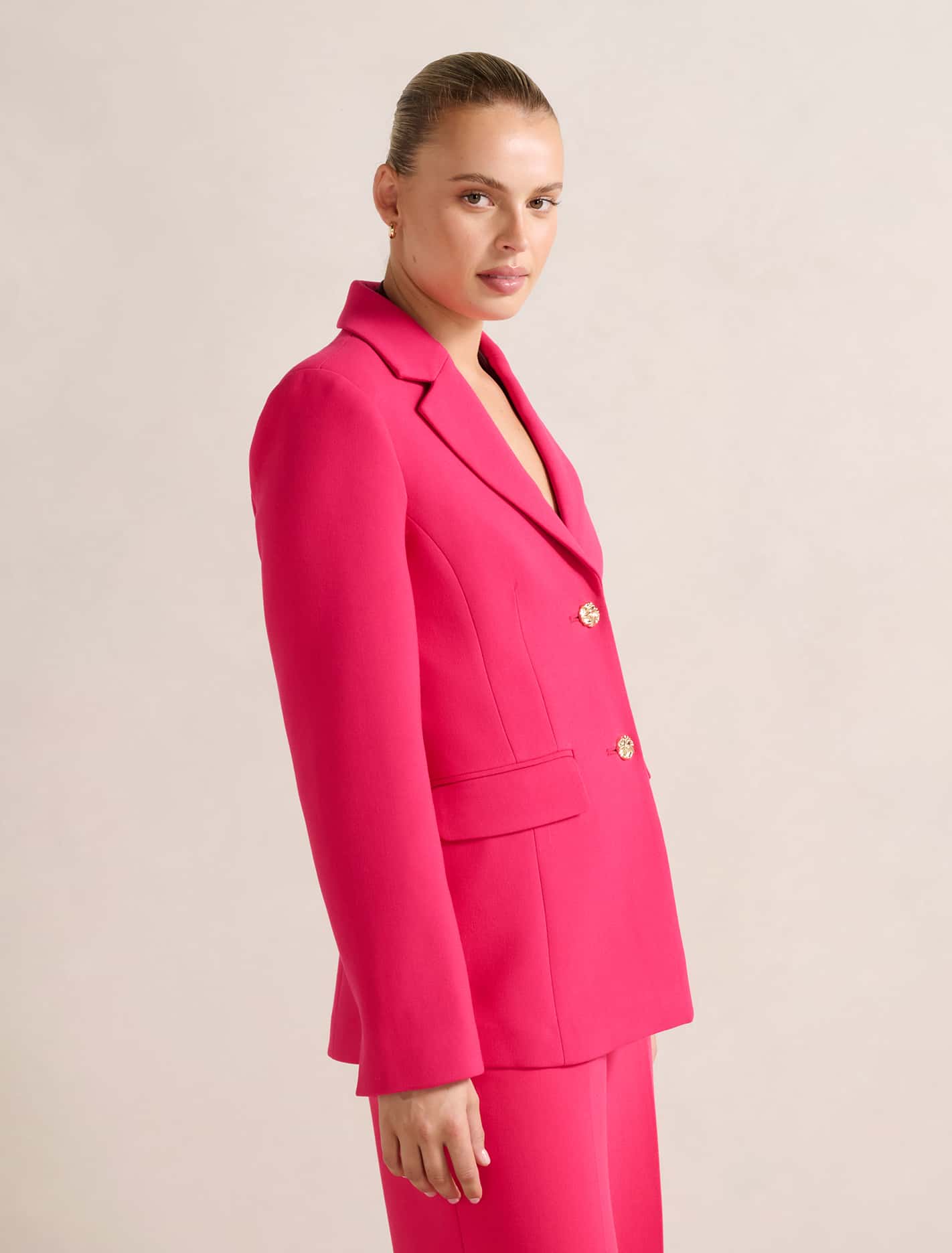 Noelle Nipped Waist Blazer Forever New