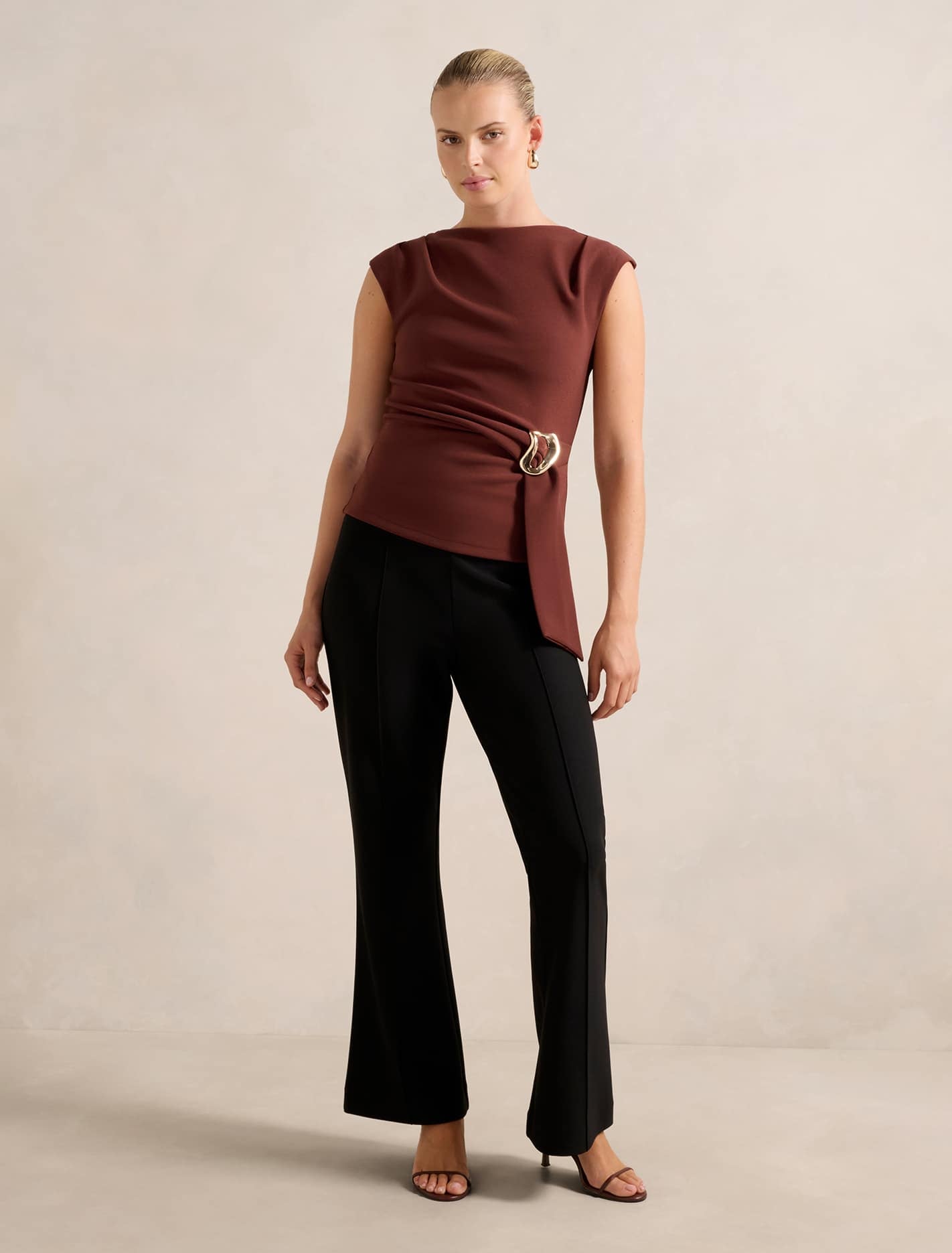 Serena Hardwear Detail Top Forever New