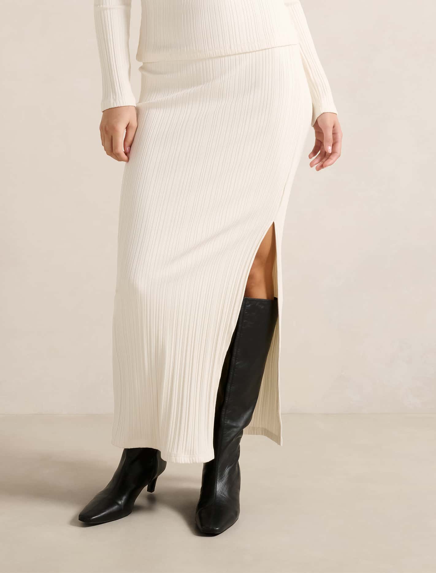 Maribella Ribbed Maxi Skirt Cream Co-Ord Forever New