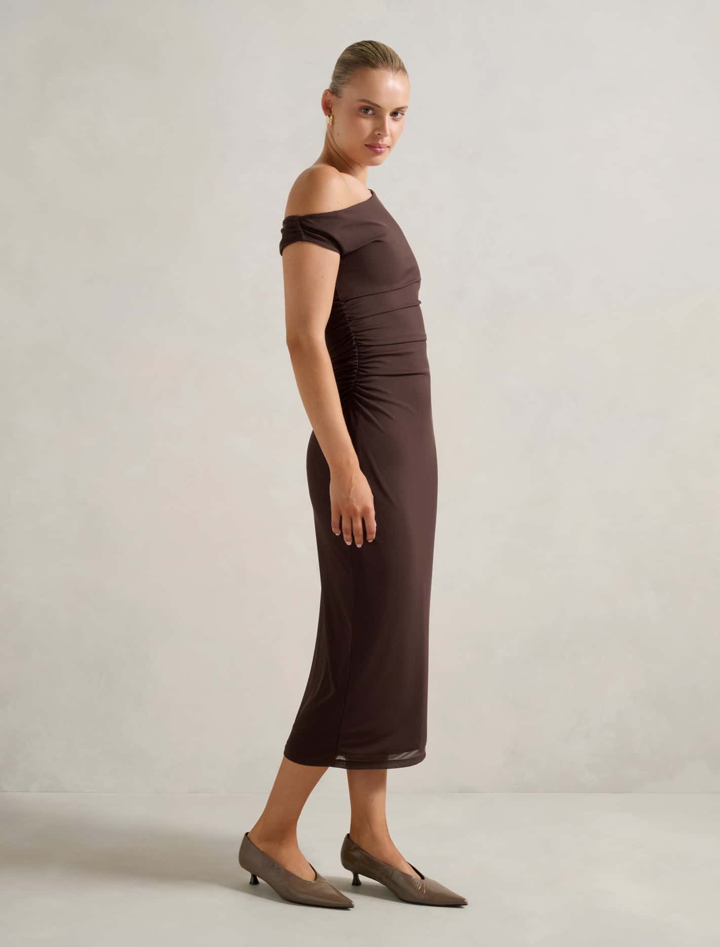 Gisella Tipped Mesh Midi Dress Forever New