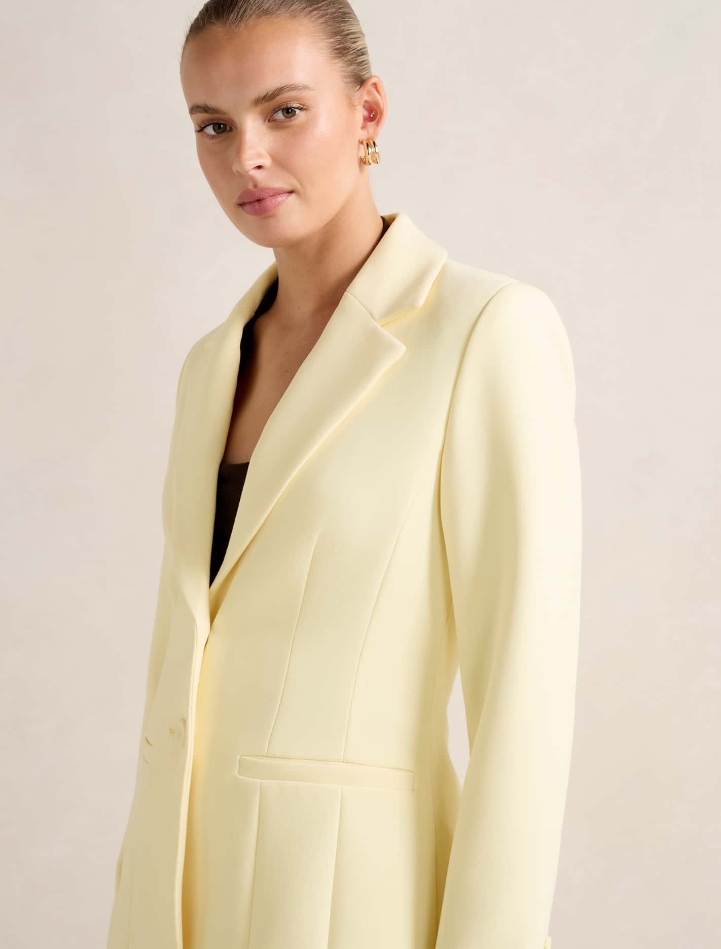 Lee Nipped Waist Blazer Forever New