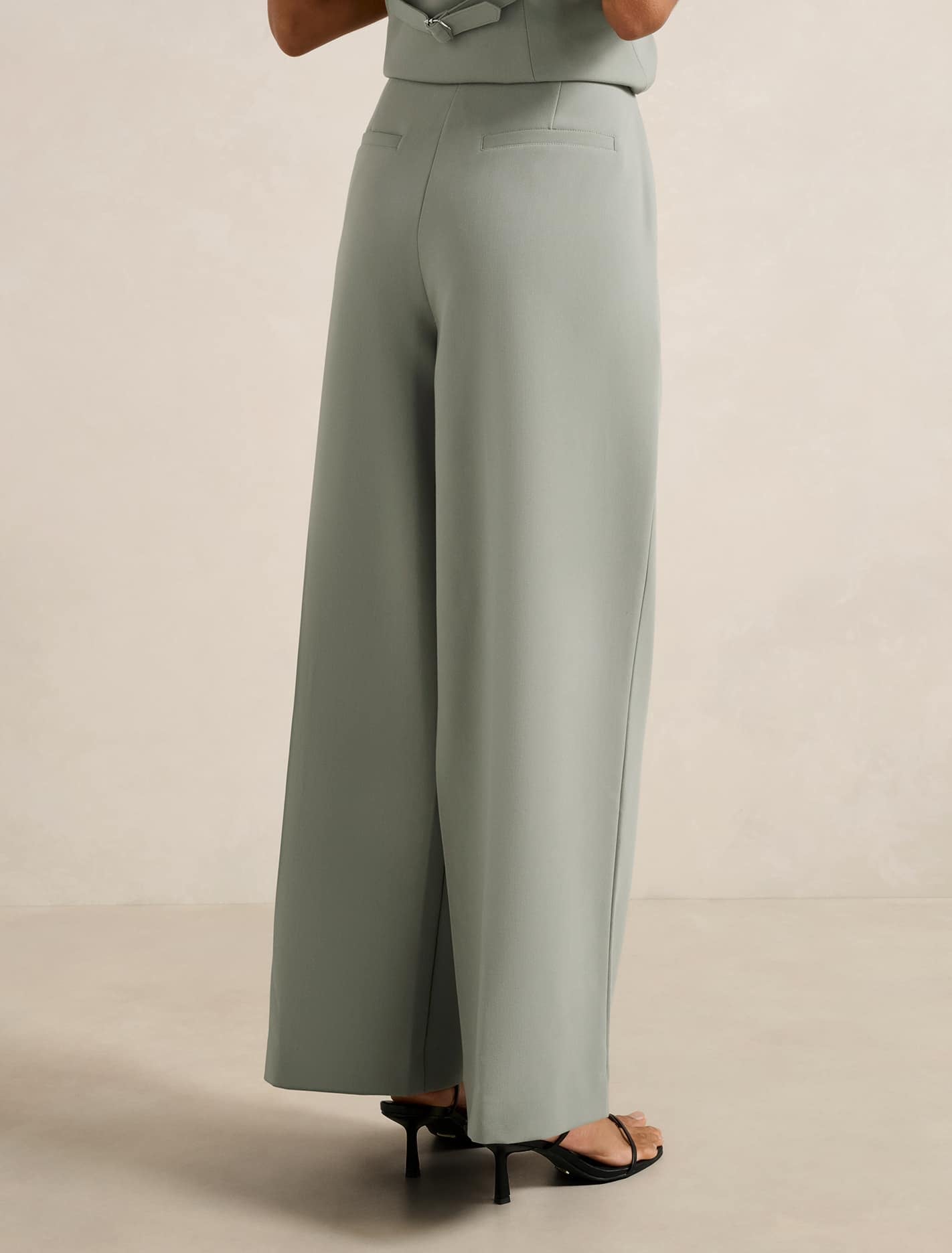 Winslet Petite Wide Leg Pants Forever New