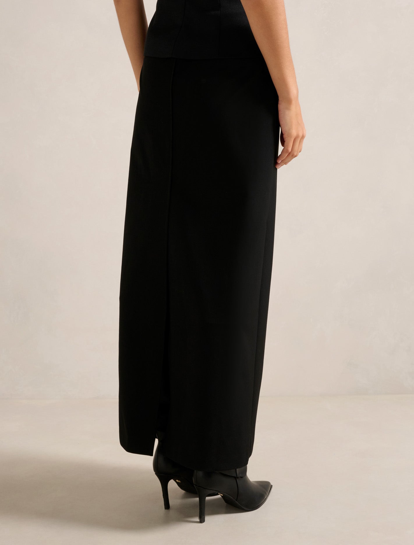 Drew Low Waist Column Skirt Forever New