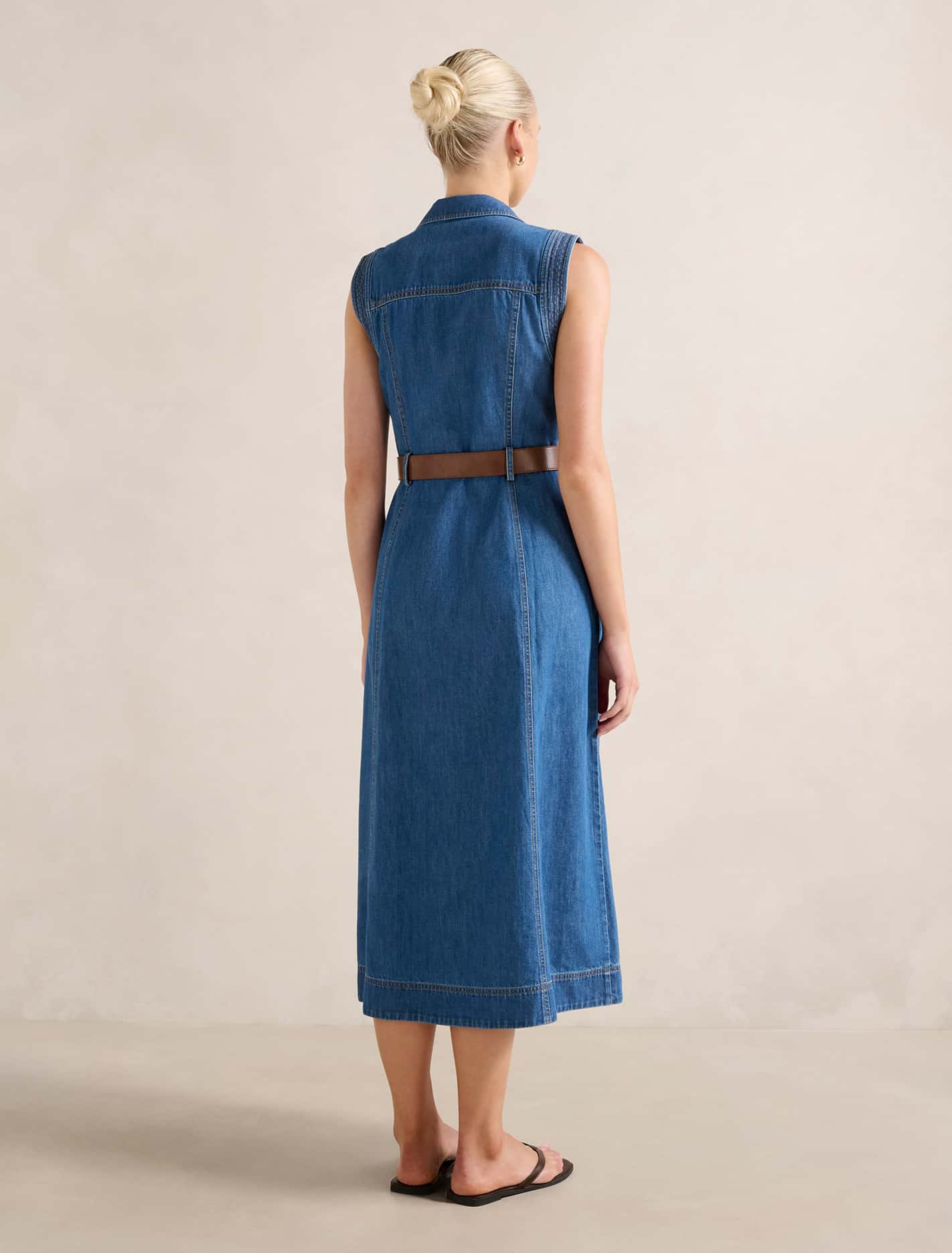 Annalee Sleeveless Shirt Dress Forever New