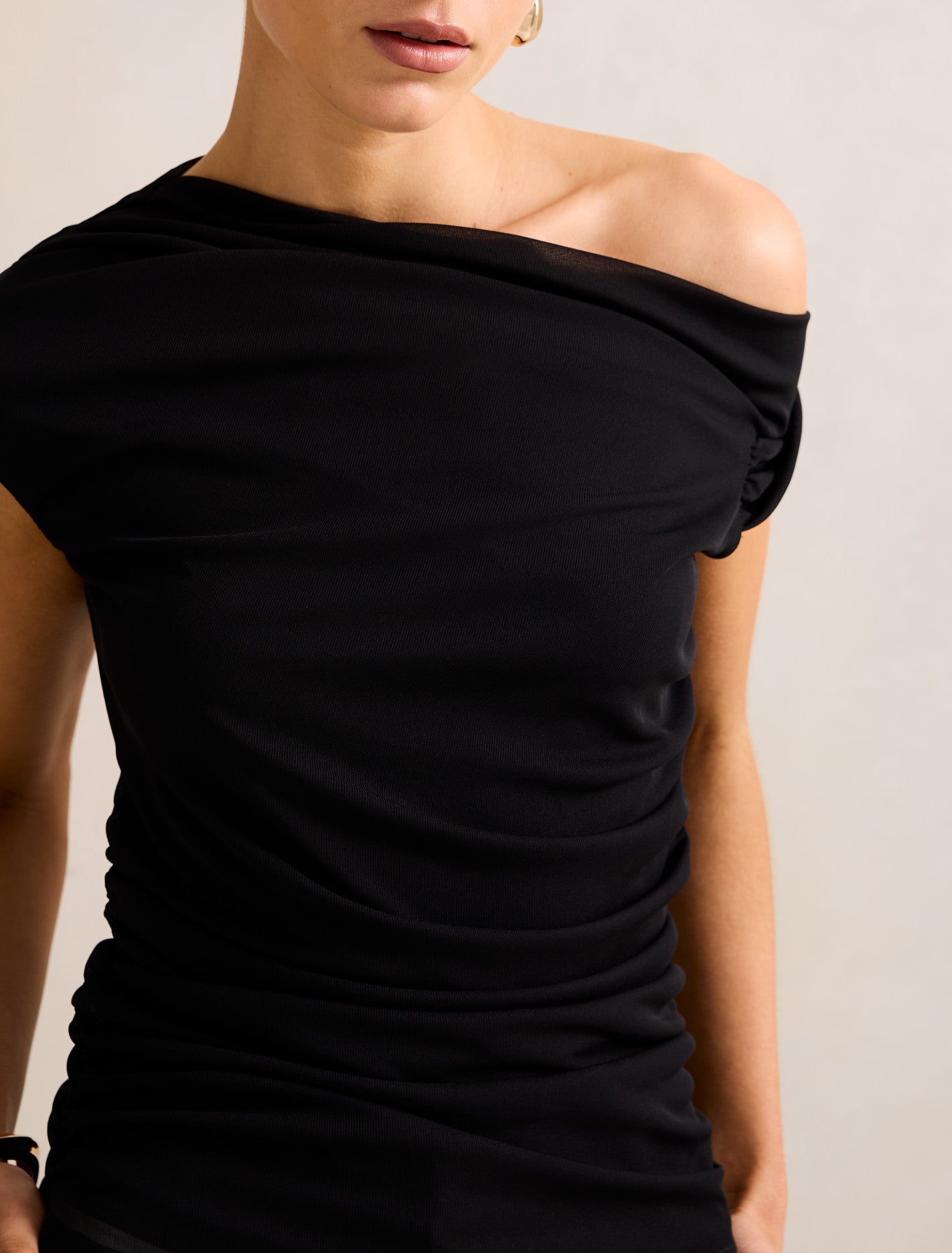 Rylee Tipped Shoulder Mesh Top