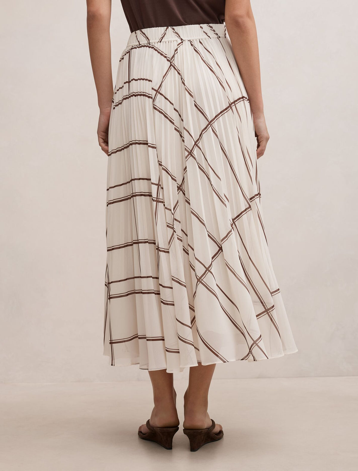 Aurora Pleated Skirt Forever New