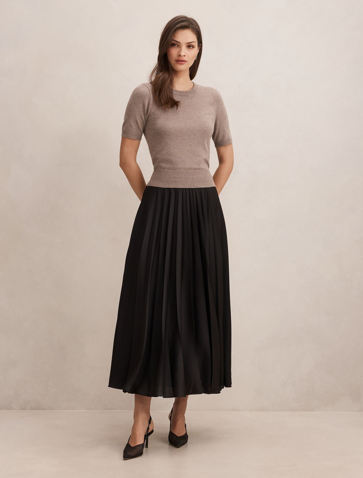 Delphine Pleated Midaxi Skirt Black | Forever New