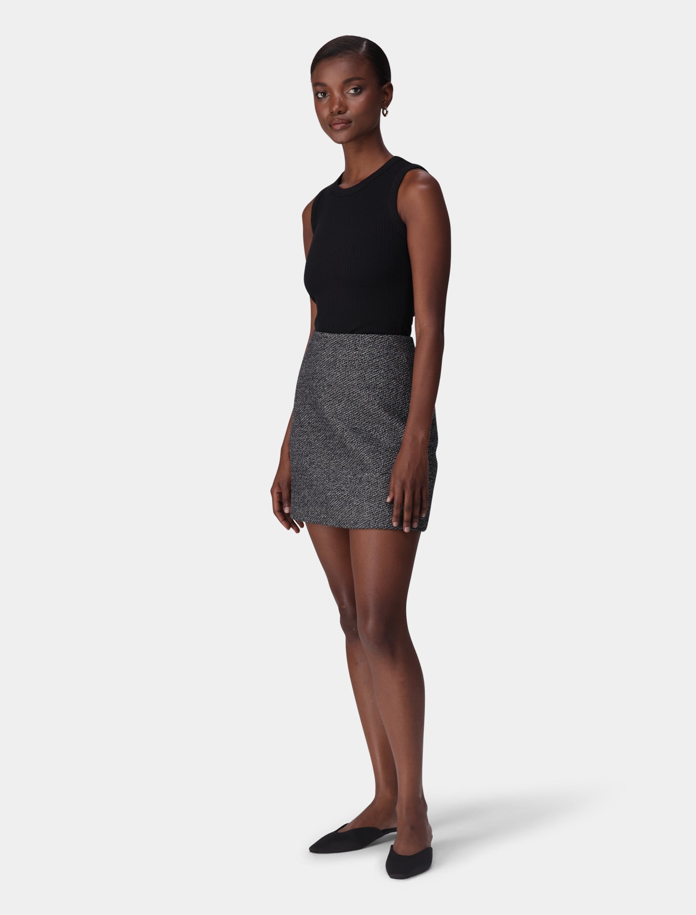 Lennon Textured Mini Skirt Forever New