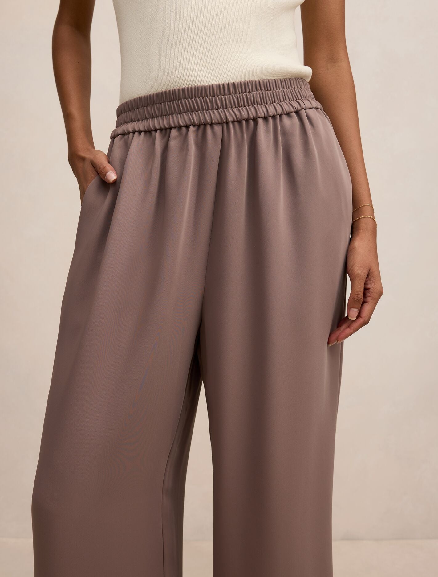 Enya Petite Elastic Wide Leg Pants Forever New