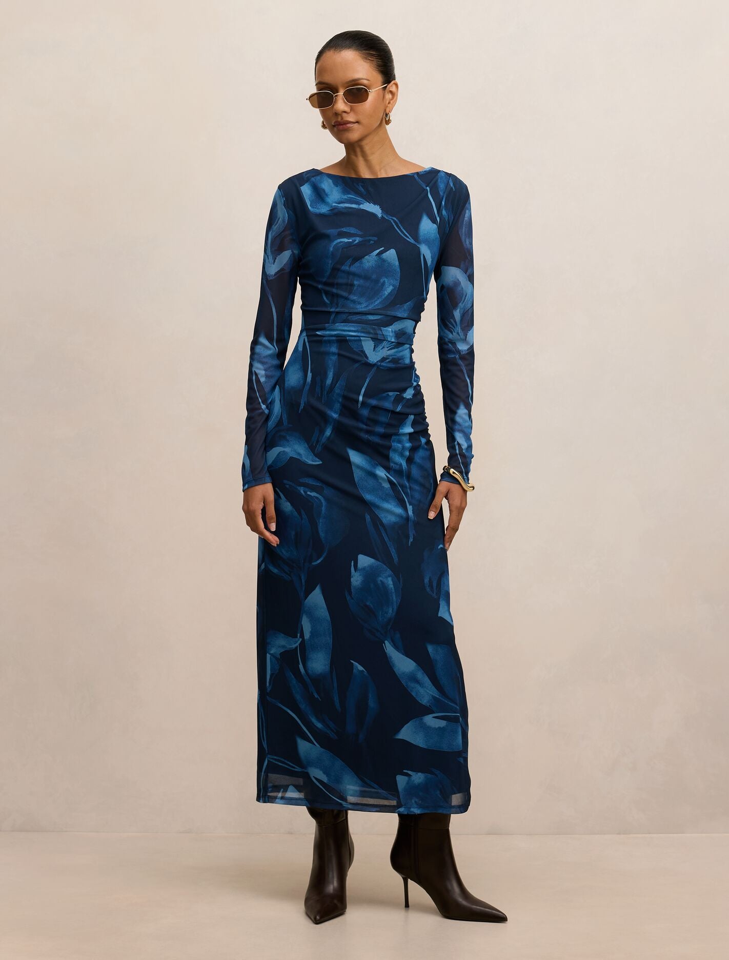 Alannah Petite Printed Midi Dress Forever New