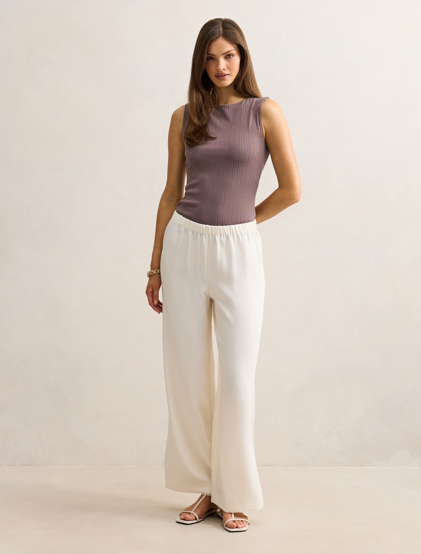 Frankie Boat Neck Tank Top Plum Truffle | Forever New