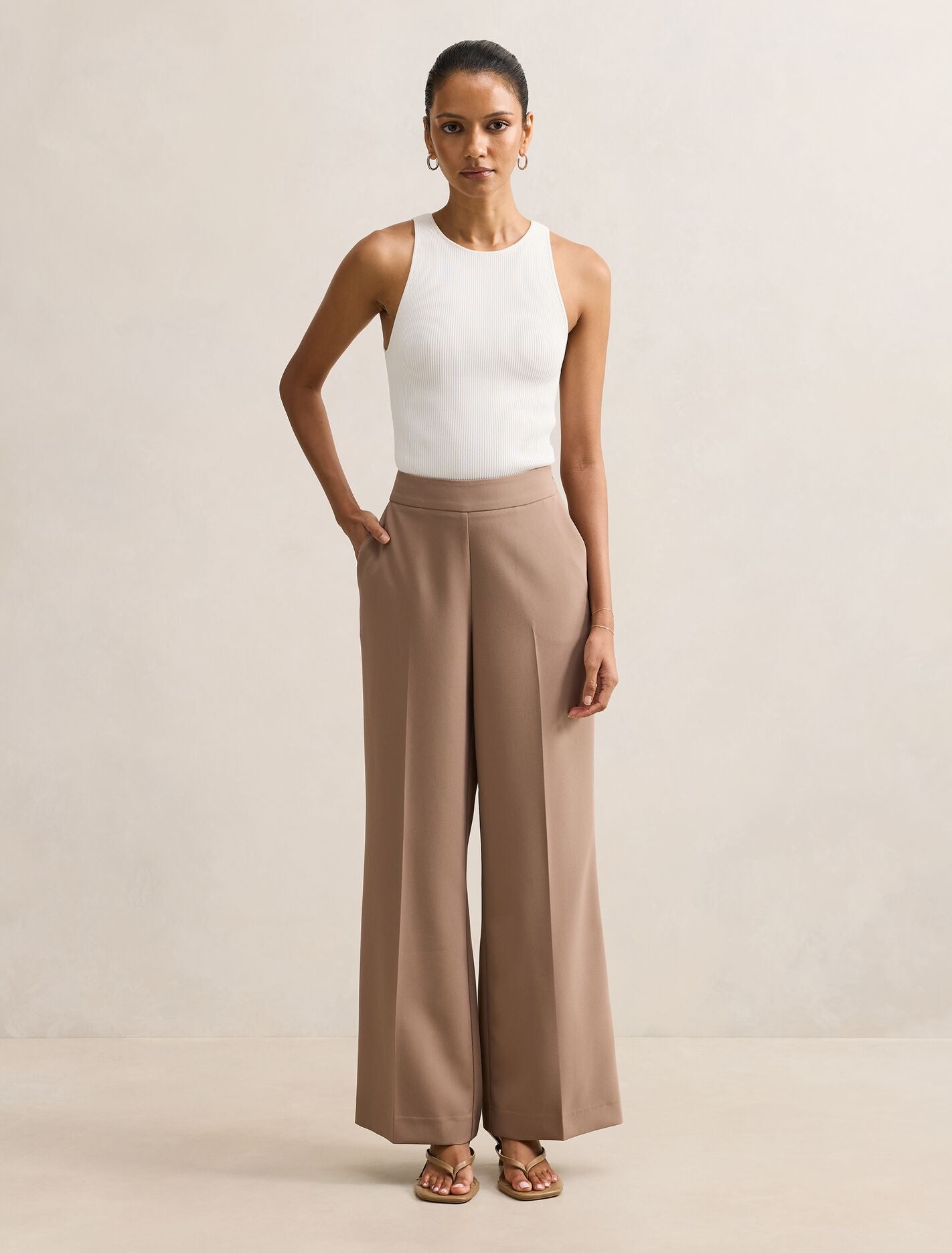 Marissa Petite Wide Leg Pants Oak | Forever New