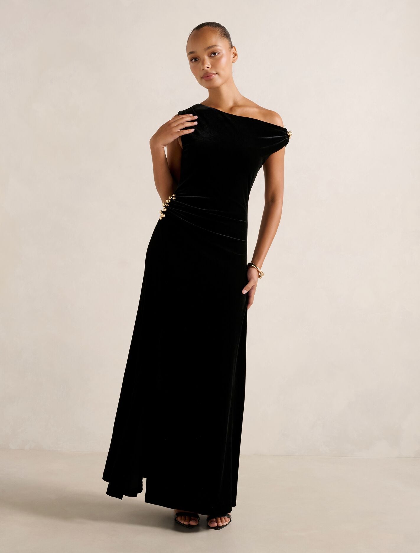 Winslet Off Shoulder Velvet Dress Black | Forever New
