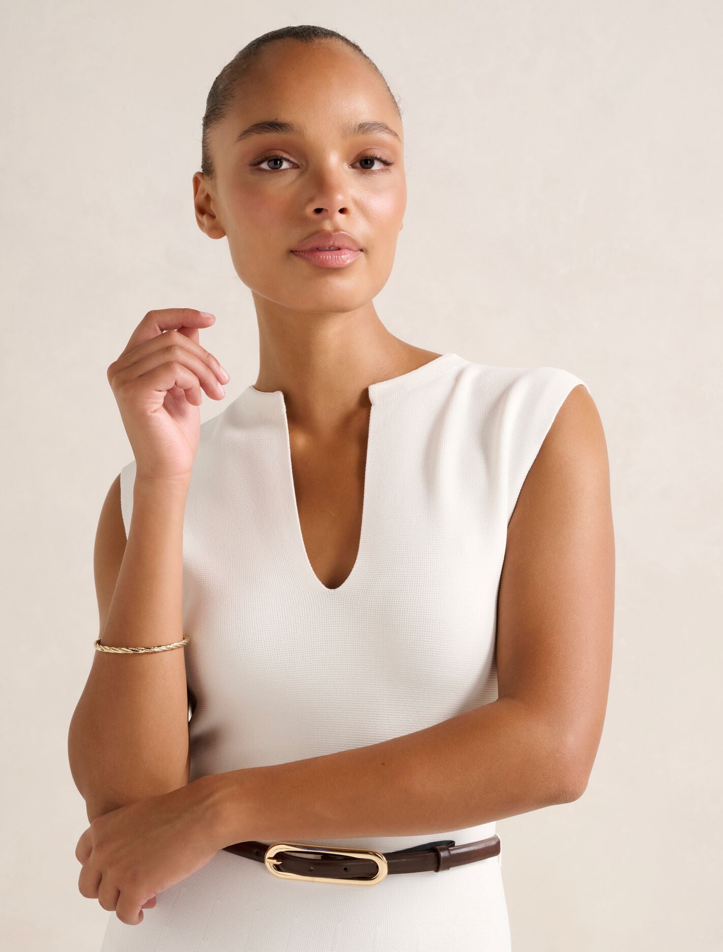 Celia Extended Shoulder Knit Midi Dress Forever New