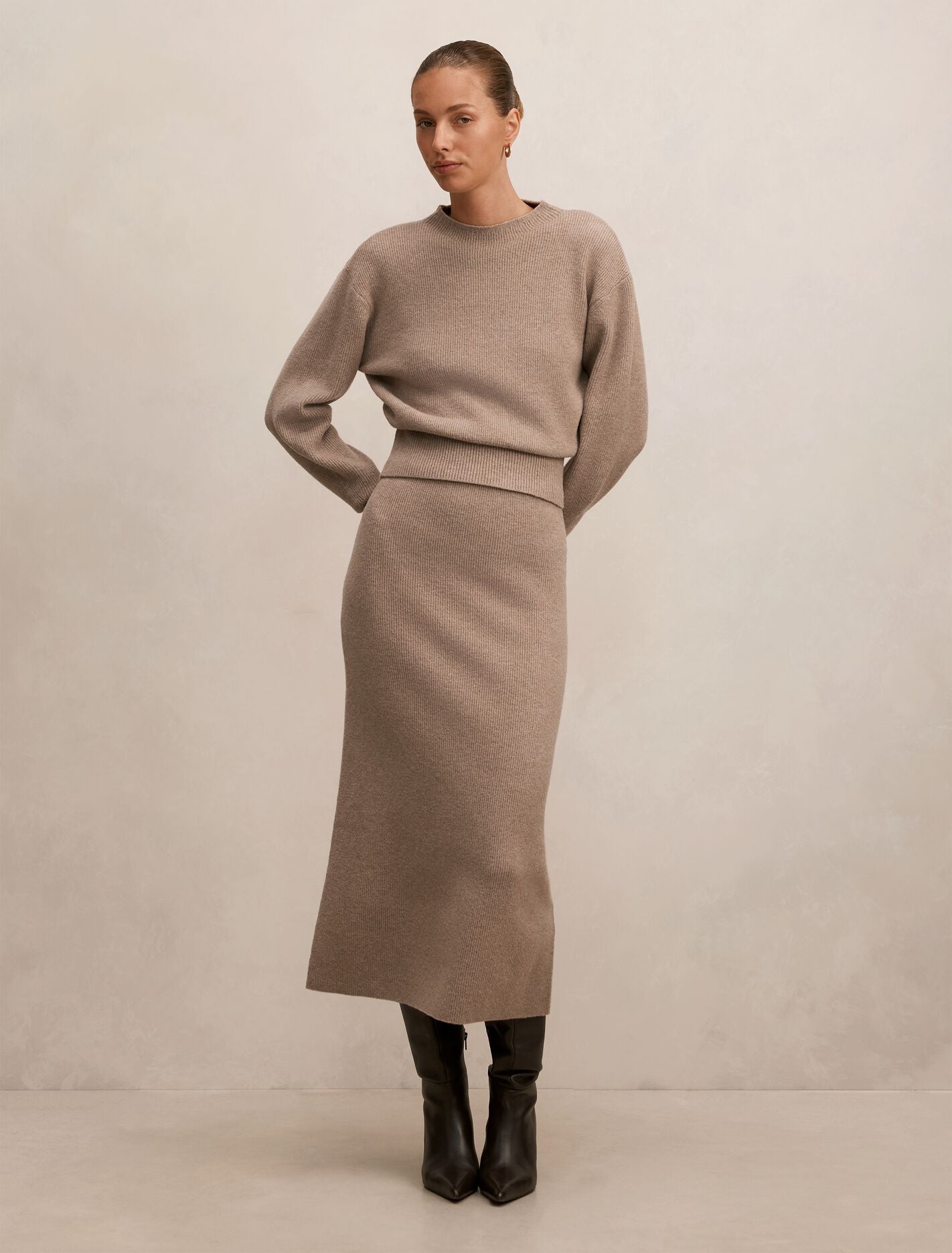 Cora Cinched Hem Knit Sweater Soft Mocha Co Ord | Forever New