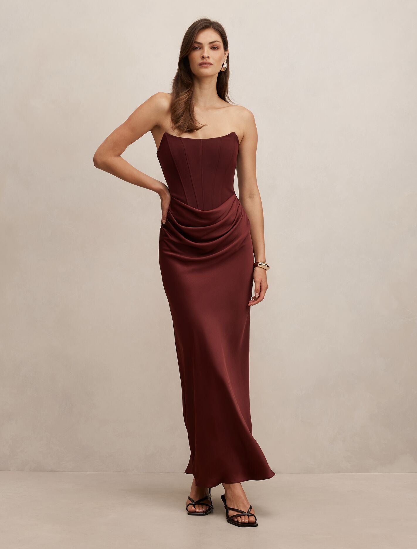 LE’RURE　drape design dress　ブラウン　M Isra Drape Strapless Maxi Dress Vintage Merlot | Forever New
